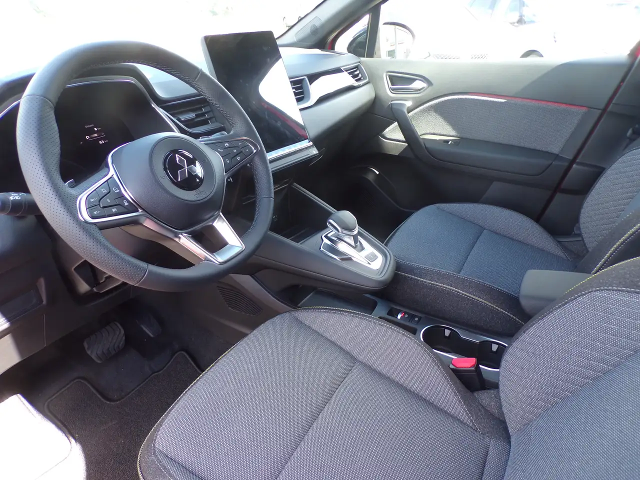 Mitsubishi ASX 1.3 Turbo Mildhybrid DCT INTRO EDITION — Galerie du véhicule 8