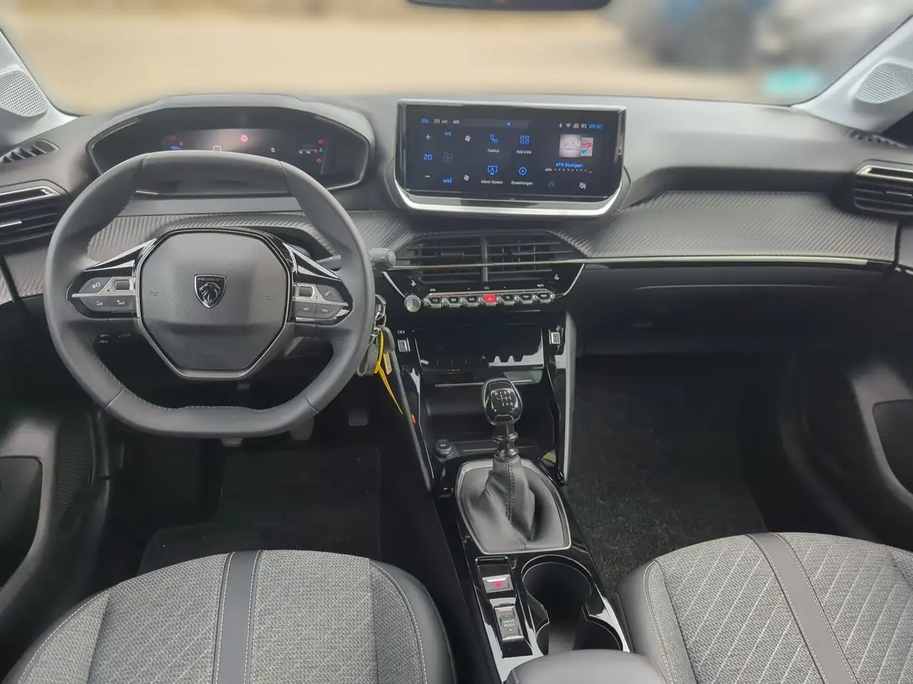 Peugeot 208 1.2 PureTech 100 Allure LED PDC KlimaA SpurH — Vehicle gallery 10