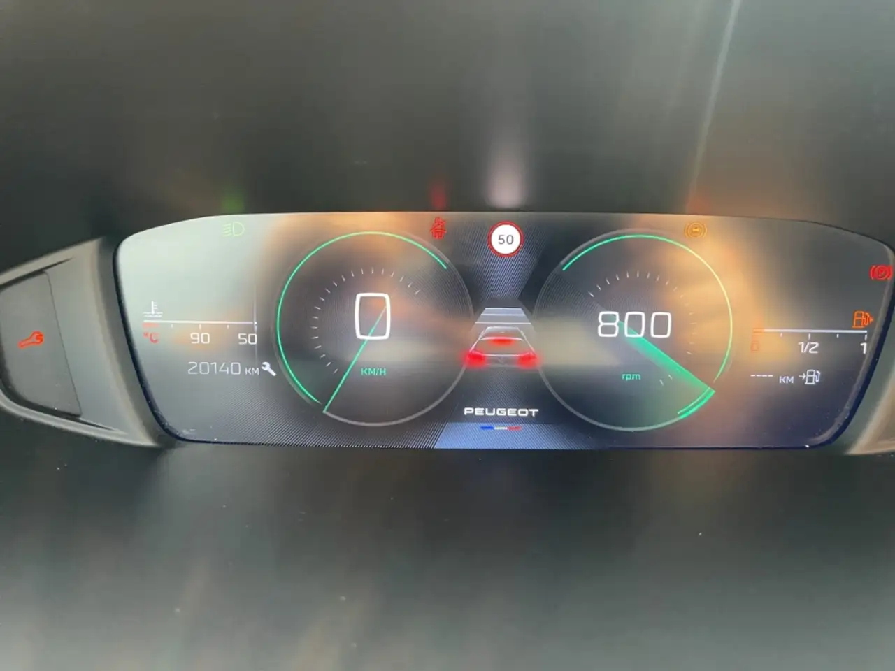 Peugeot 308 SW Allure PT 130 Navi 360 Kamera LED Apple CarPlay — Galerie du véhicule 15
