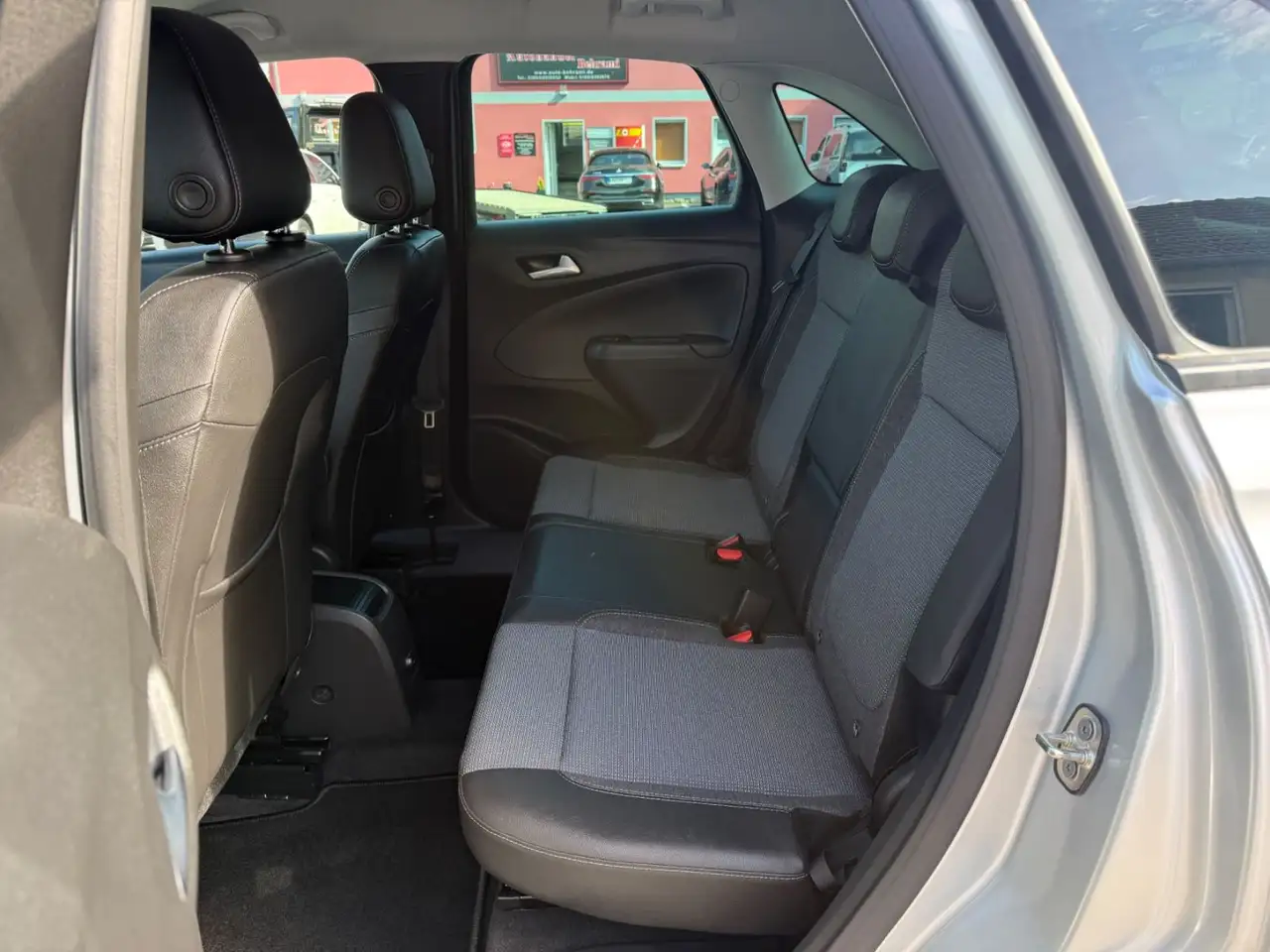 Opel Crossland X Crossland 1.2 Turbo Elegance LED Navi Kamera — معرض صور السيارة 14