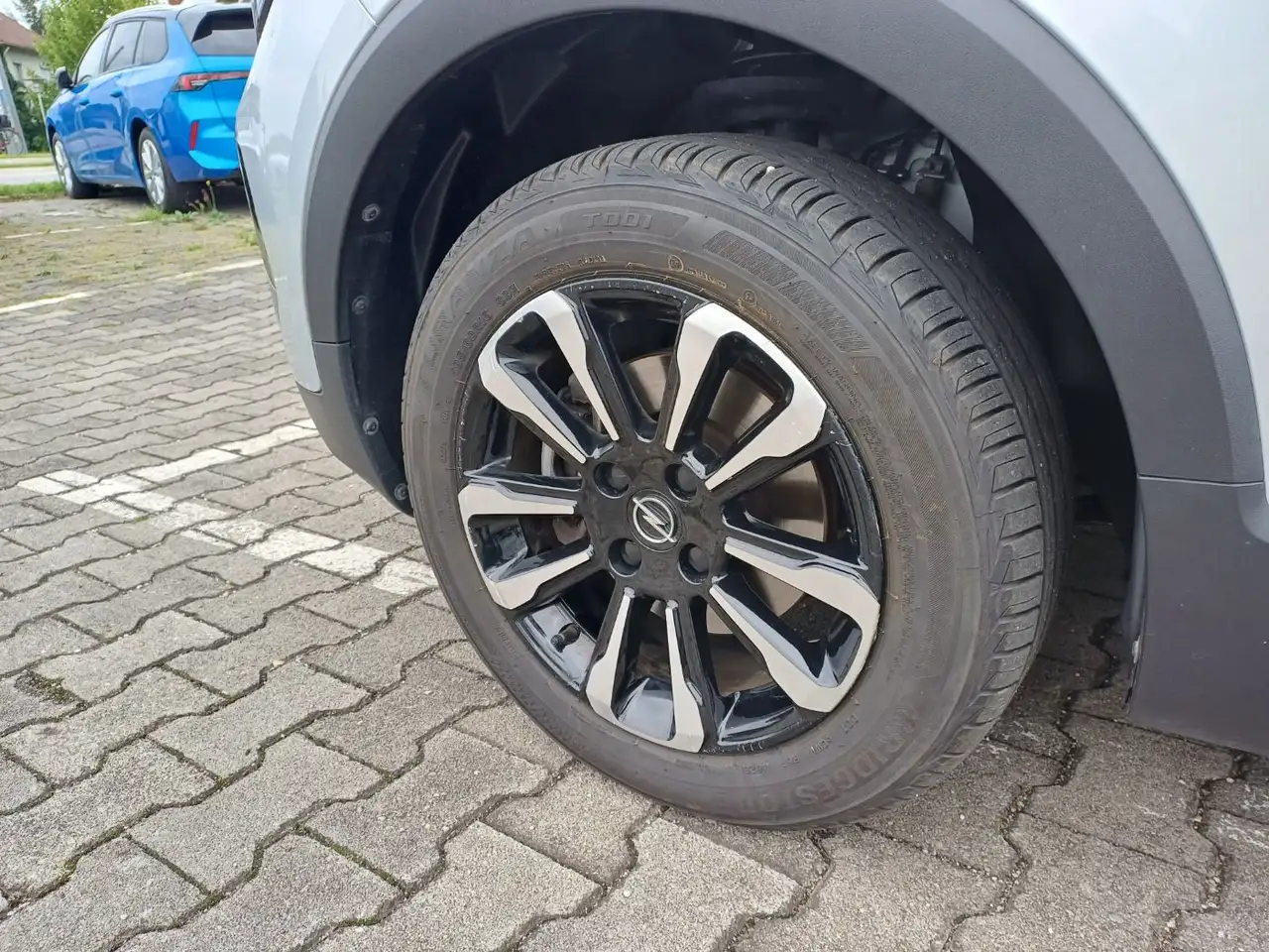 Opel Crossland 1.2 Turbo Elegance Paket 2xKlima AUT — معرض صور السيارة 12