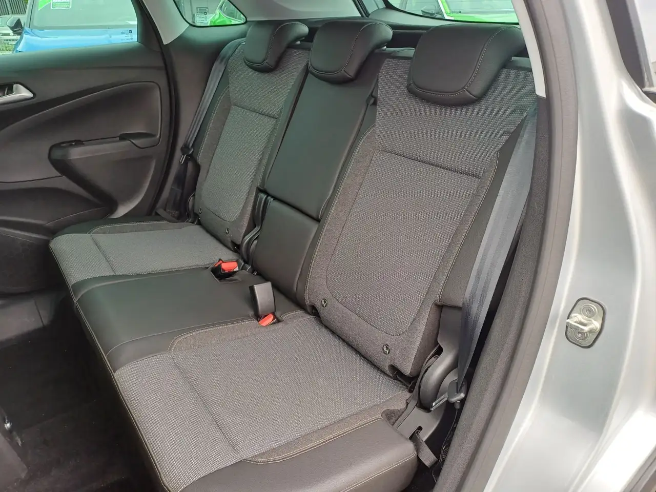 Opel Crossland 1.2 Turbo Elegance Paket 2xKlima AUT — معرض صور السيارة 14