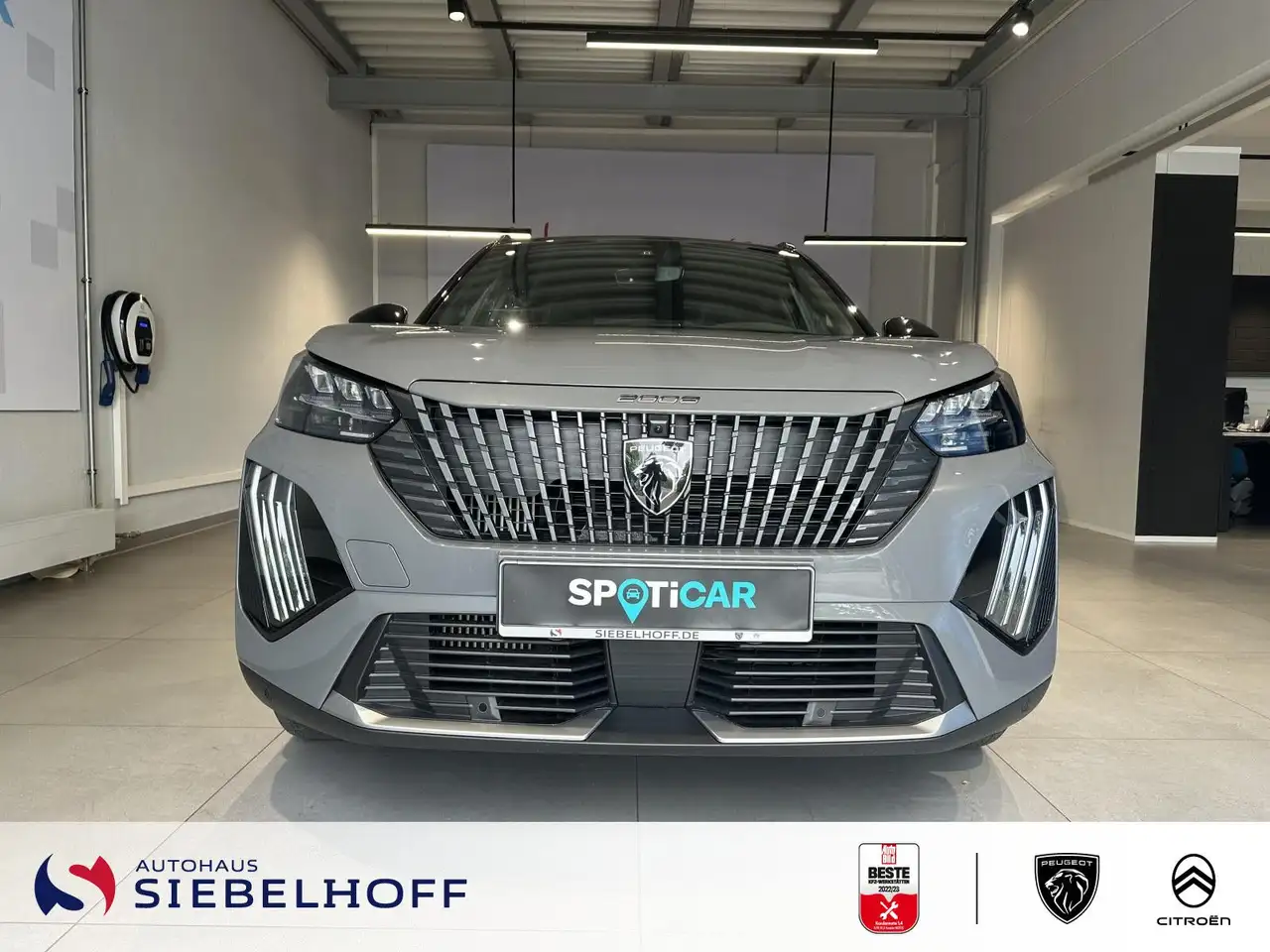 Peugeot 2008 GT PureTech 130 EAT8 — Vehicle gallery 3