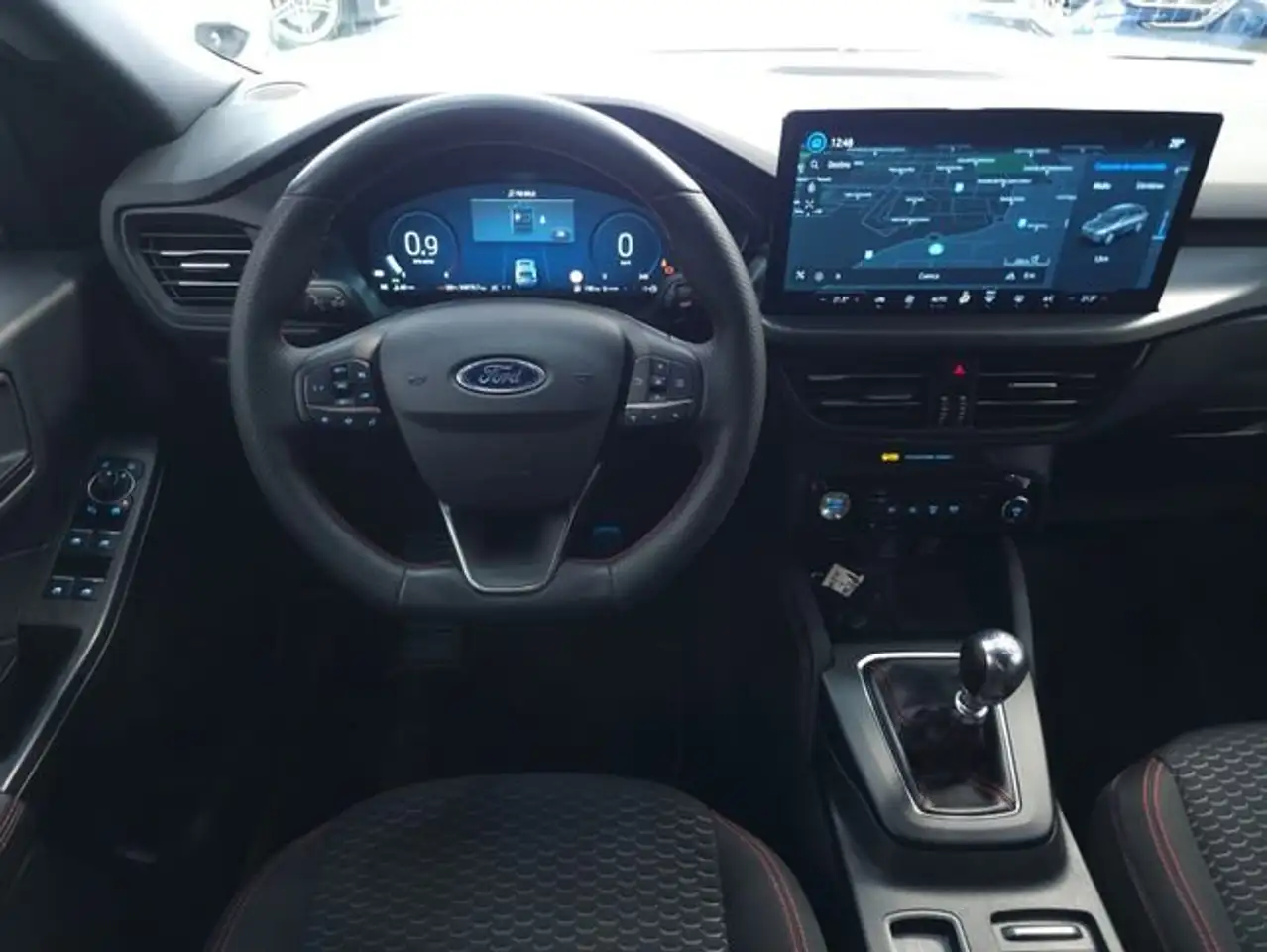 Ford Kuga 1.5 T ECOBOOST 150 CV — Galería del vehículo 24