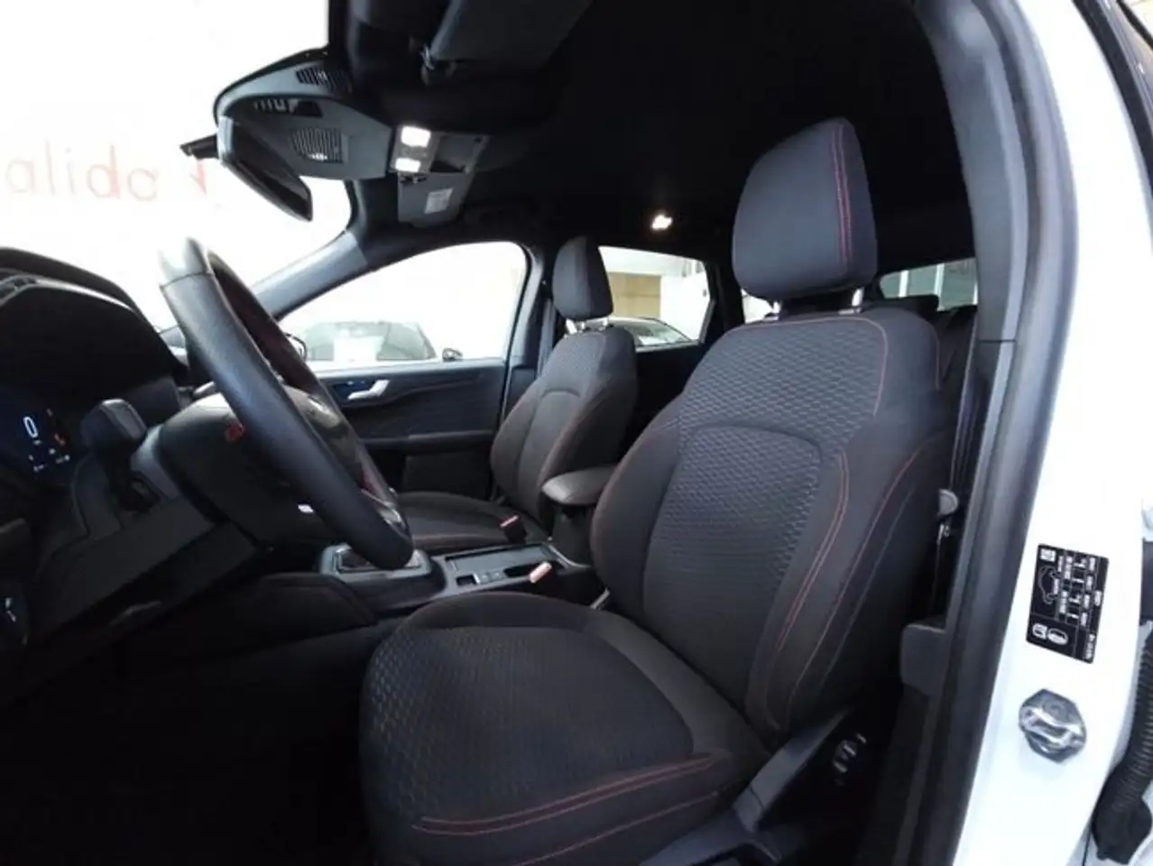 Ford Kuga 1.5 T ECOBOOST 150 CV — Galería del vehículo 10