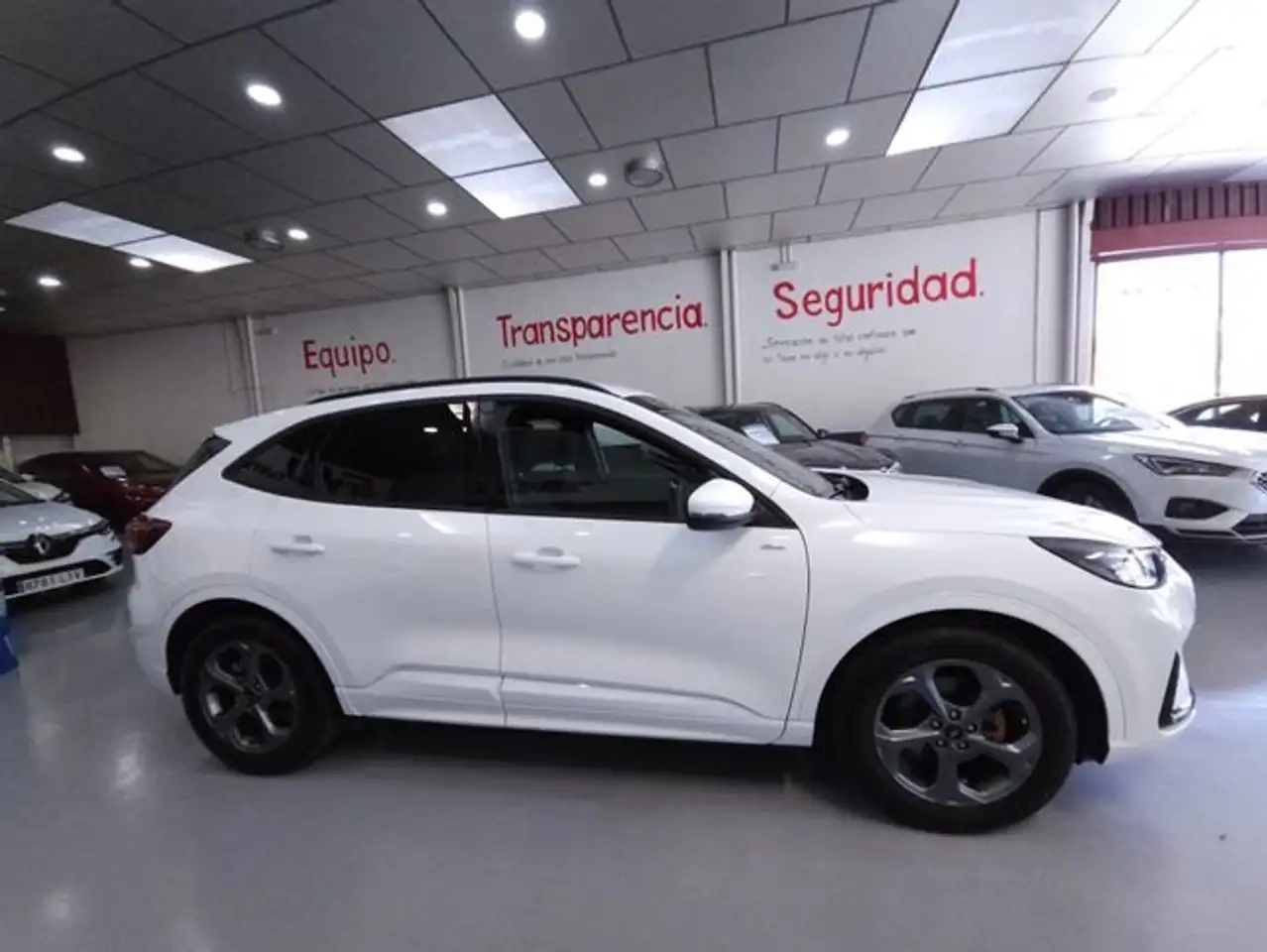 Ford Kuga 1.5 T ECOBOOST 150 CV — Galería del vehículo 9