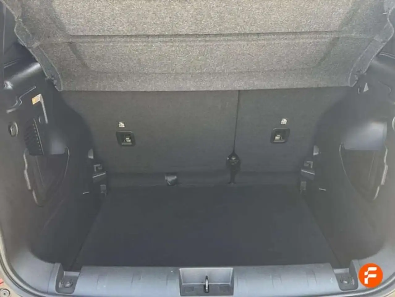 Jeep Renegade eHybrid Altitude 1.5 MHEV 130hp Dct Fwd — معرض صور السيارة 19