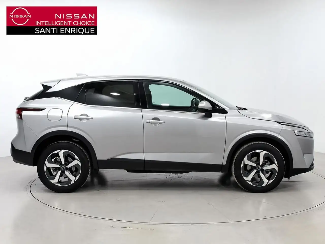 Nissan Qashqai DIG-T 116kW Xtronic N-Connecta — Vehicle gallery 3
