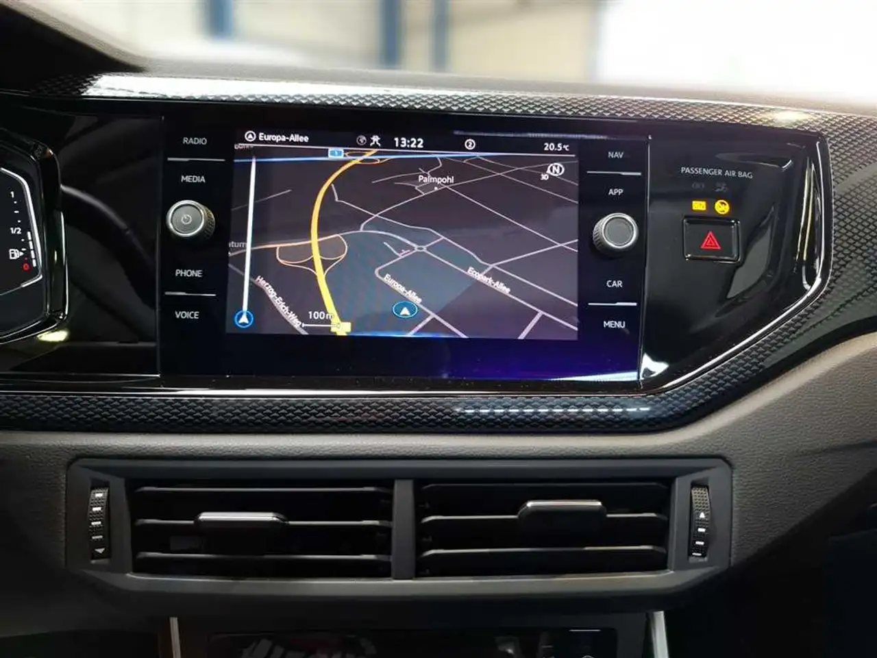Volkswagen Polo Life 1.0 TSI DSG — Vehicle gallery 11