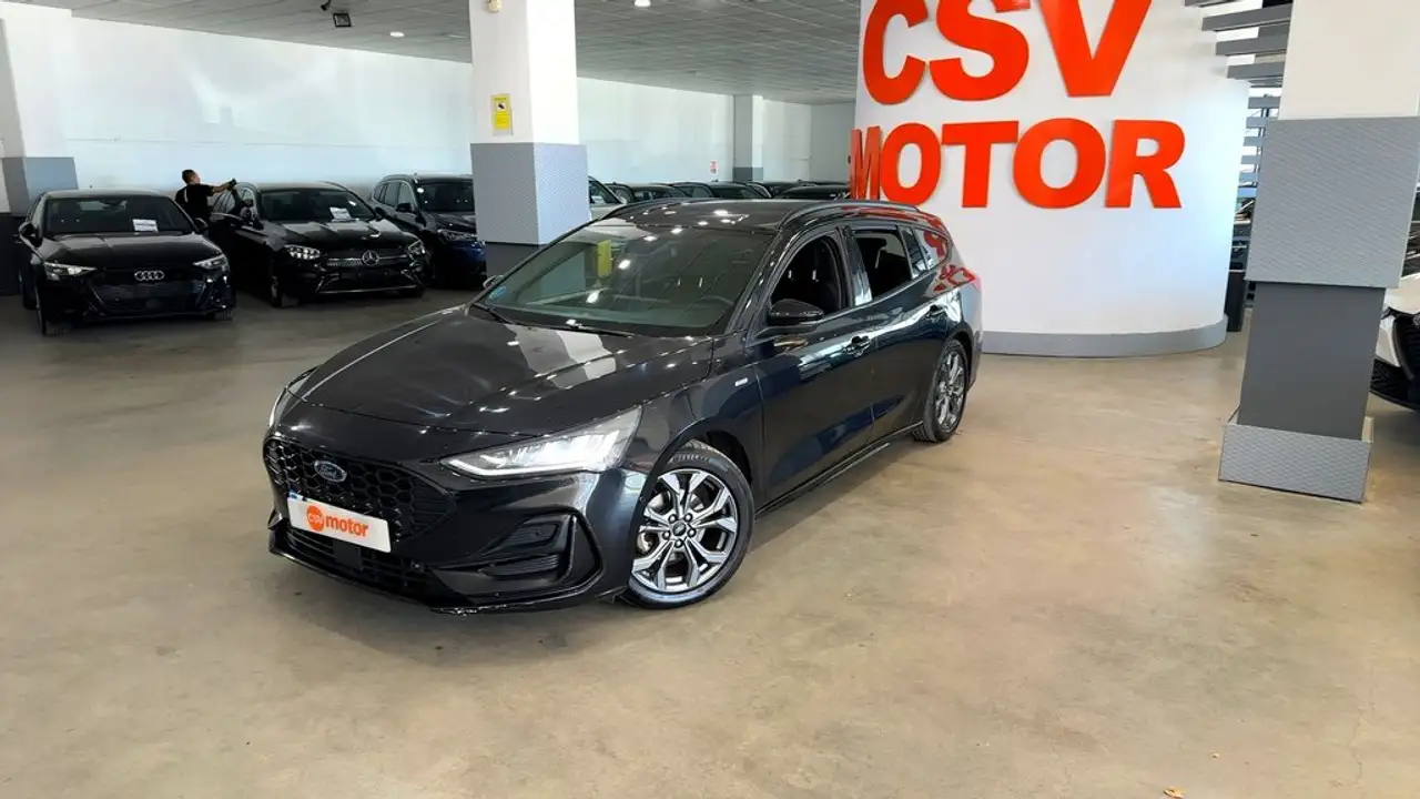 Ford Focus STLine 1.0T EcoBoost mHEV 92kW 125CV — معرض صور السيارة 3