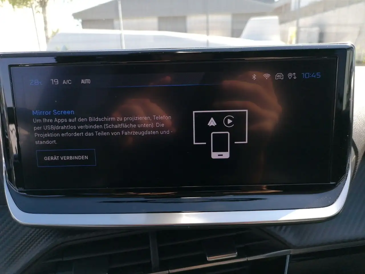 Peugeot 208 1.2 PureTech 100 Allure LED PDC KlimaA Navi — Vehicle gallery 25