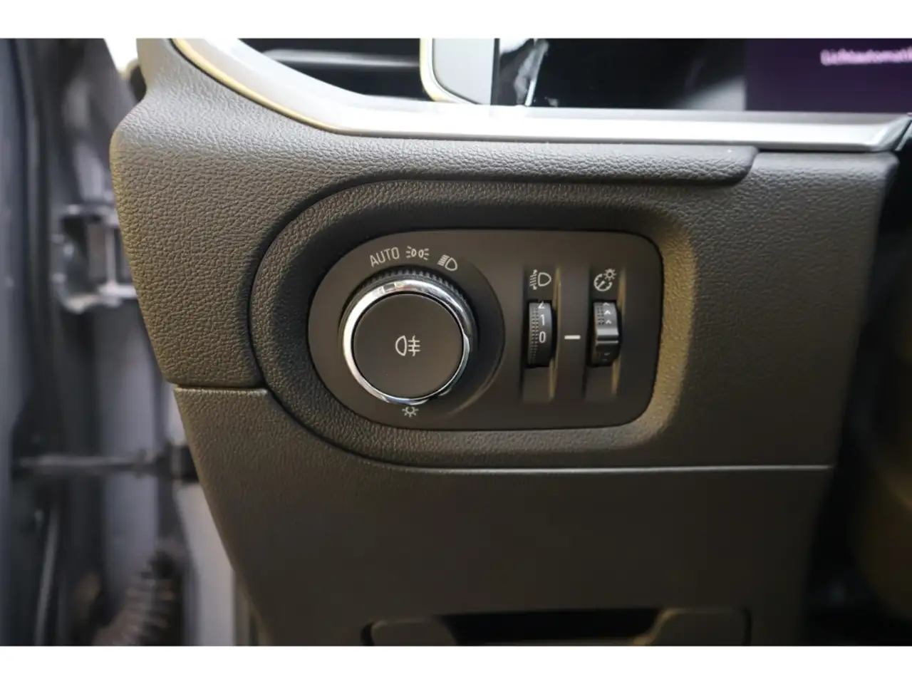 Opel Grandland Plug-in-Hybrid 1.6 GS LED PDC Kamera ACC Apple Car — Galerie du véhicule 11
