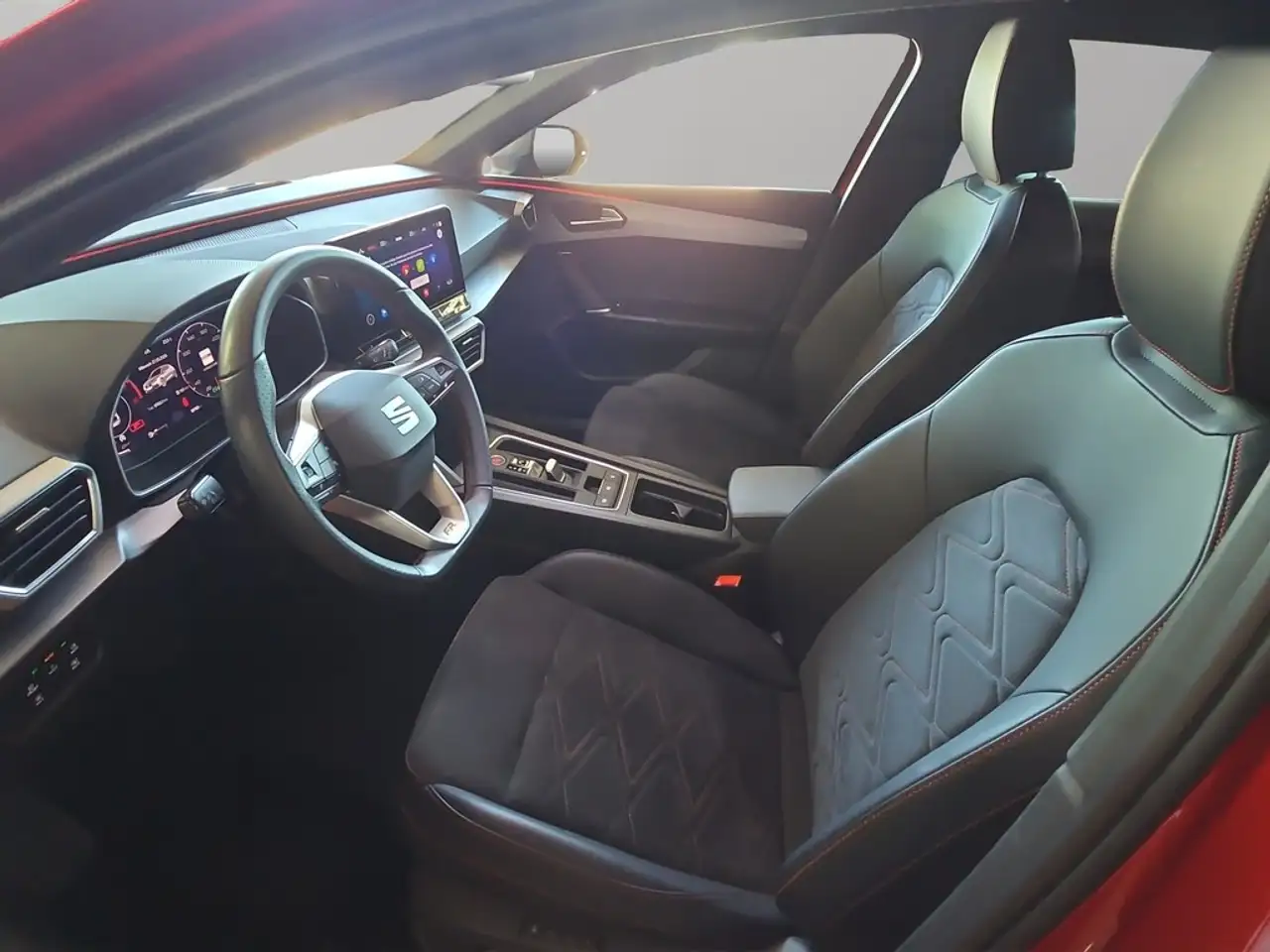 SEAT Leon FR-Line 1.5 TSI DSG Navi LED Rückfahrkamera — معرض صور السيارة 11
