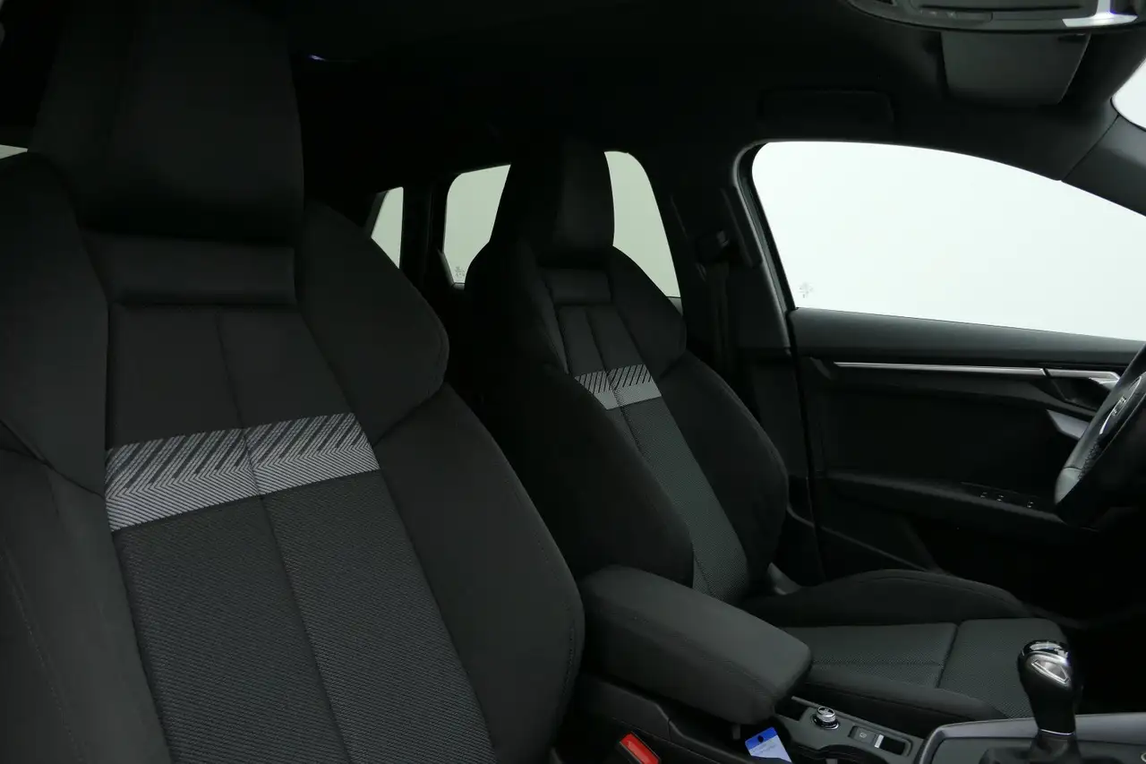 Audi A3 A3 SB 35 TFSI +S-LINE+LED-SW+CARPLAY+VIRTUAL+CAM — Galería del vehículo 33