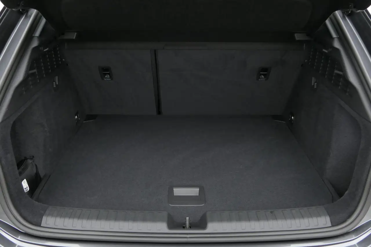 Audi A3 A3 SB 35 TFSI +S-LINE+LED-SW+CARPLAY+VIRTUAL+CAM — Galería del vehículo 27