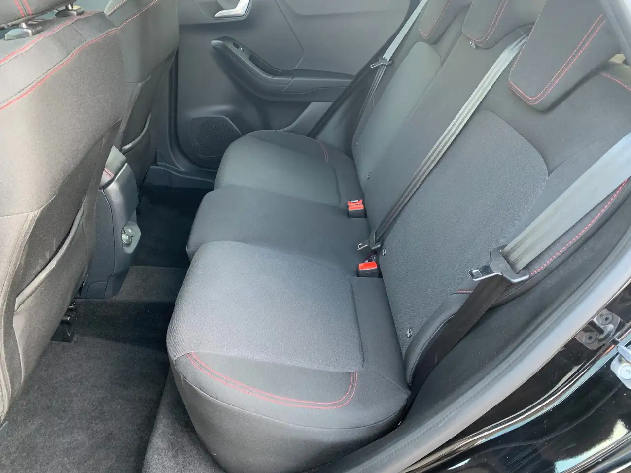 Ford Puma ST-Line Kamera/Navi/AppConnect/17°Alu — معرض صور السيارة 9