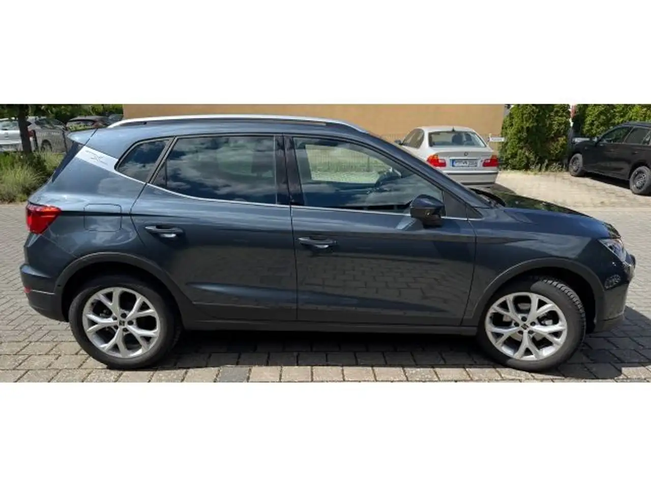 SEAT Arona Arona 1.0 TSI DSG FR /NAVI/KESSY/SHZ — Galerie du véhicule 6