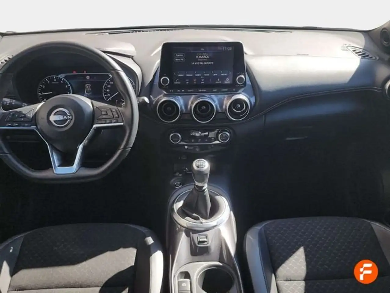 Nissan Juke DIG-T 84 kW (114 CV) 6M/T Acenta — Galerie du véhicule 11