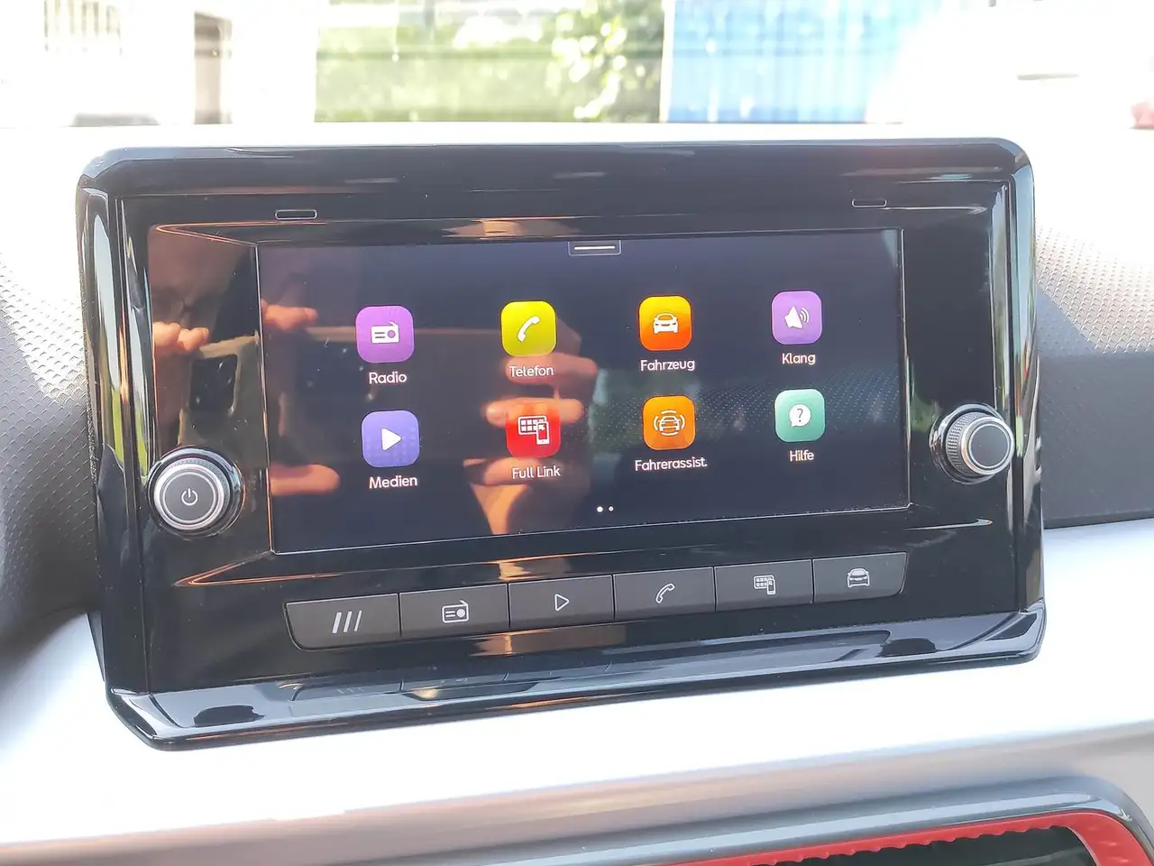 SEAT Arona FR 1.0TSI DSG *KAM*AHK*LED*DAB+*TOTWINKEL — Galería del vehículo 26