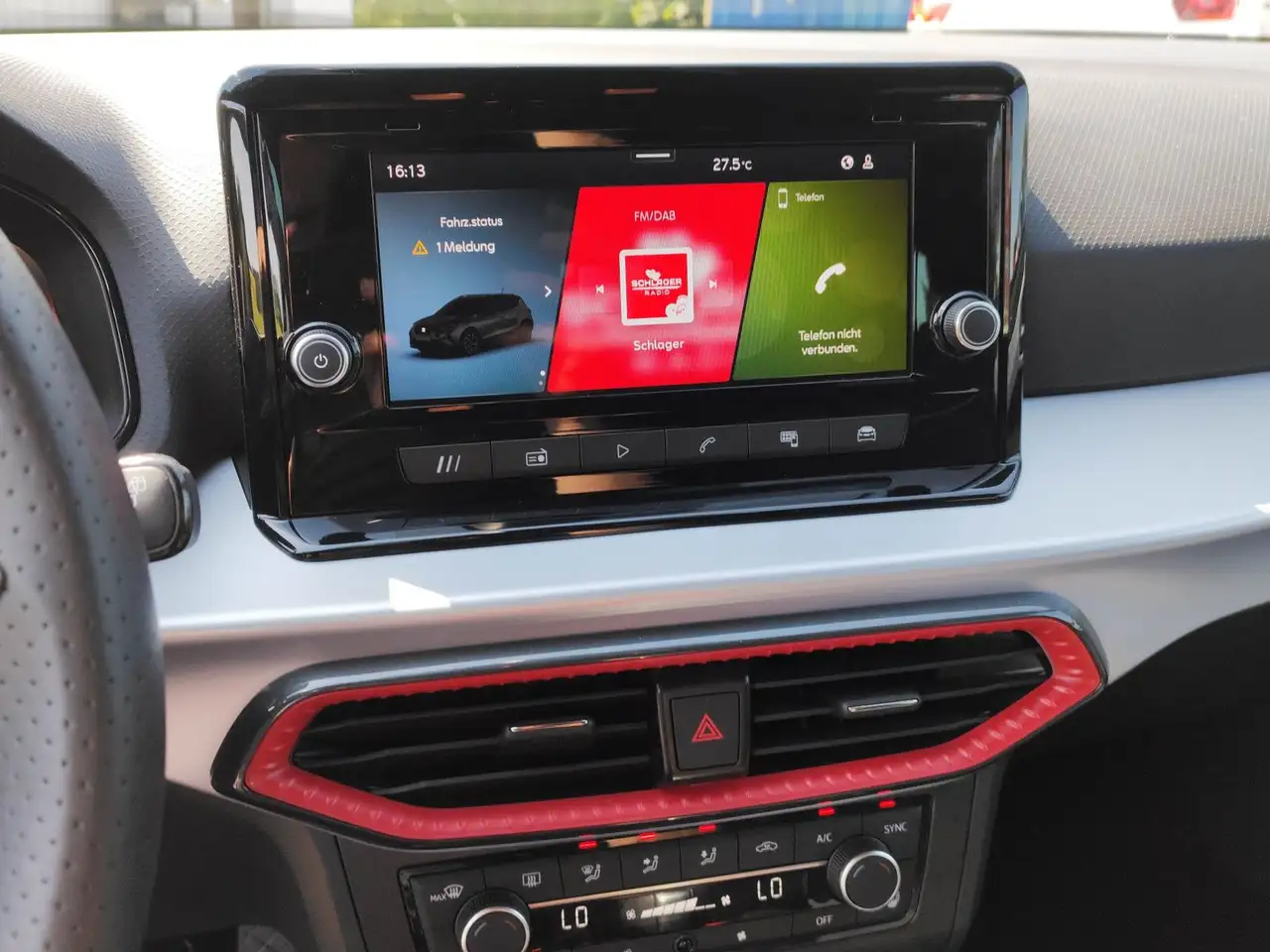 SEAT Arona FR 1.0TSI DSG *KAM*AHK*LED*DAB+*TOTWINKEL — Galería del vehículo 17