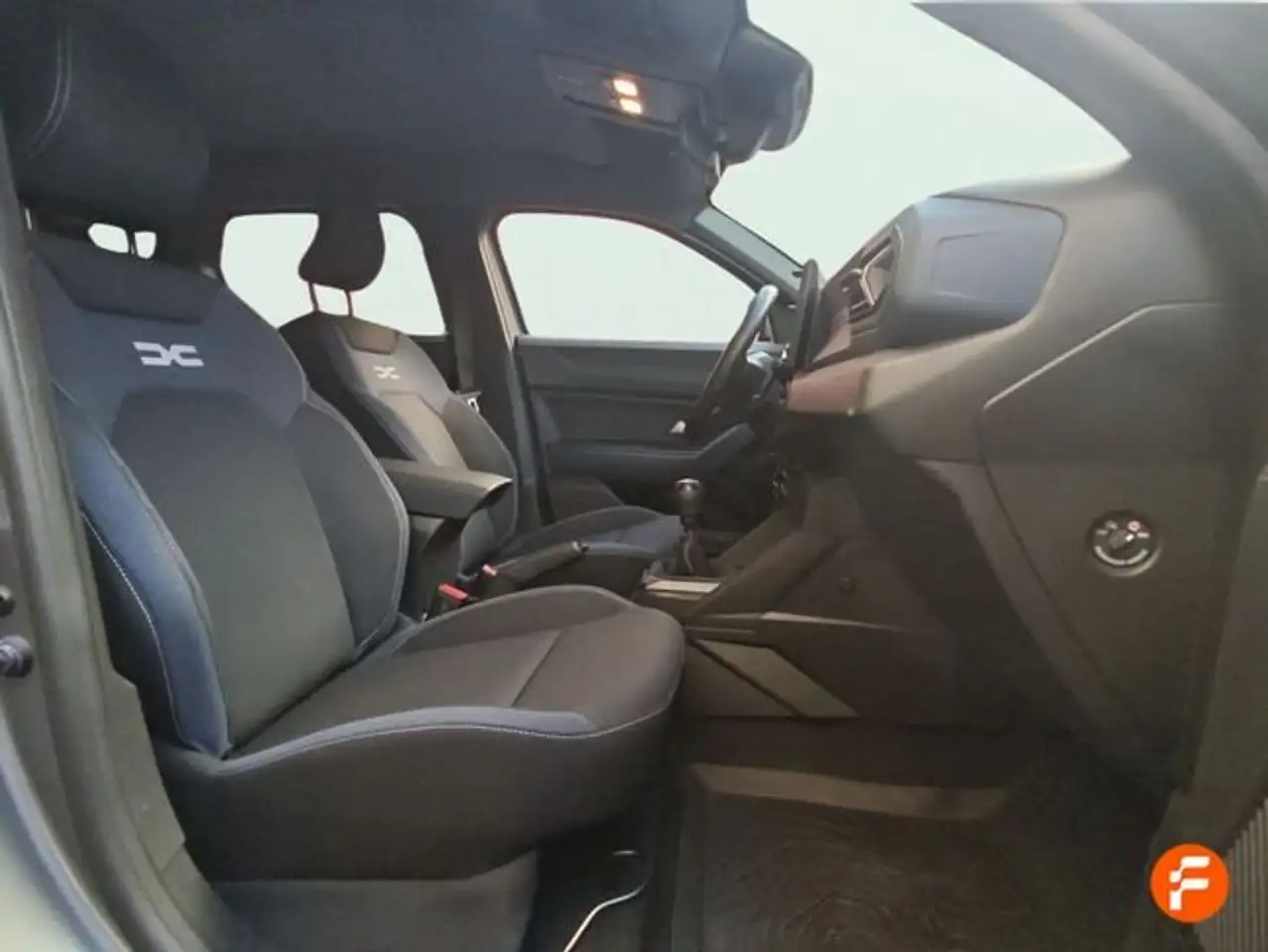 Dacia Duster 1.0 TCe ECO-G Expression 4x2 74kW — Vehicle gallery 10