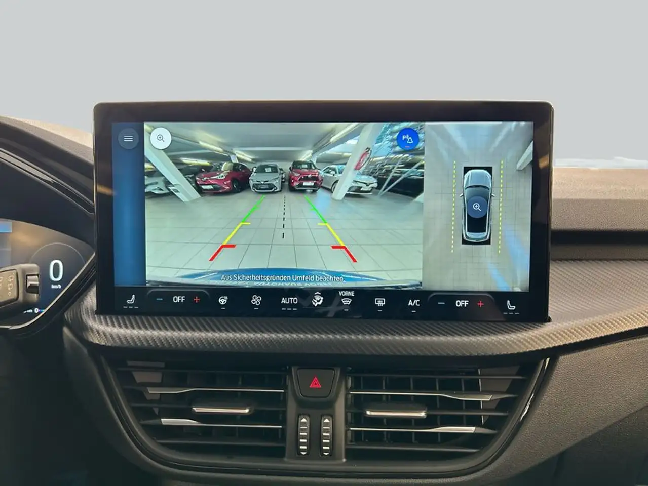 Ford Kuga 1.5 EcoBoost ST-LINE X — Galería del vehículo 18