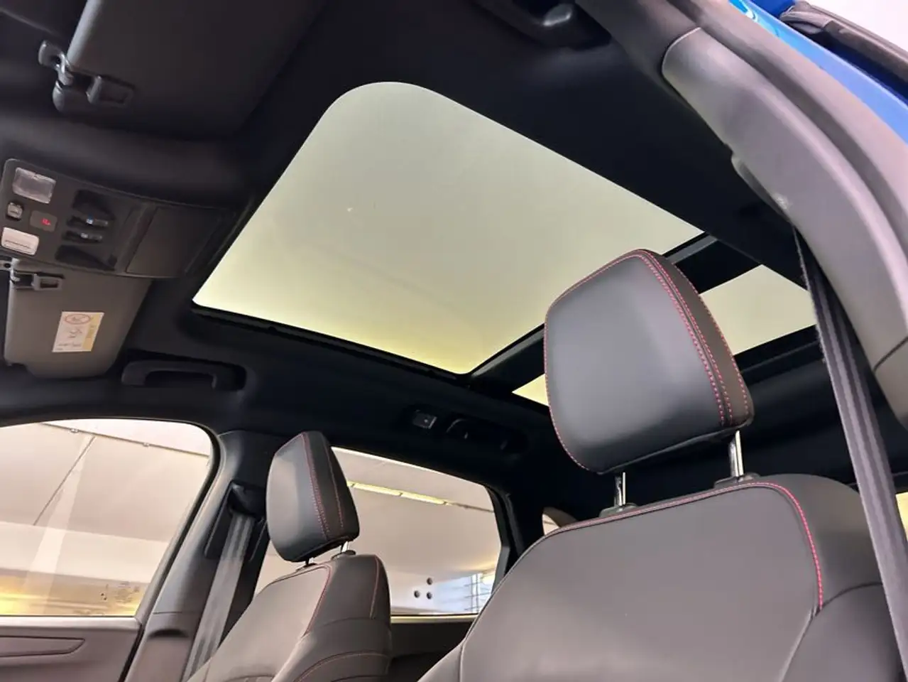 Ford Kuga 1.5 EcoBoost ST-LINE X — Galería del vehículo 20