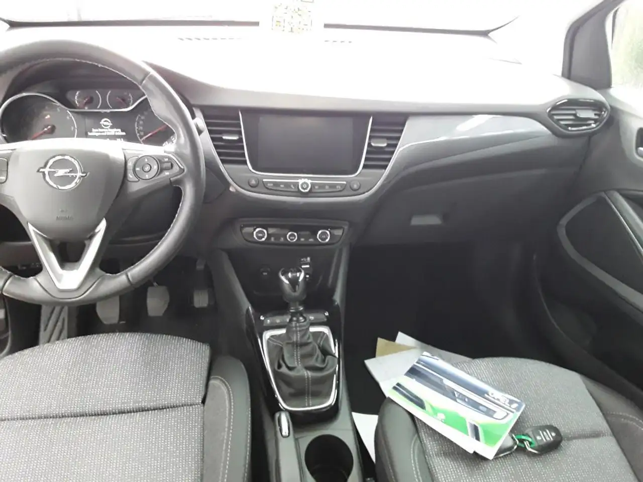 Opel Crossland Elegance 1.2 *LED-SCHEINW.*SHZ*CAM* — معرض صور السيارة 8