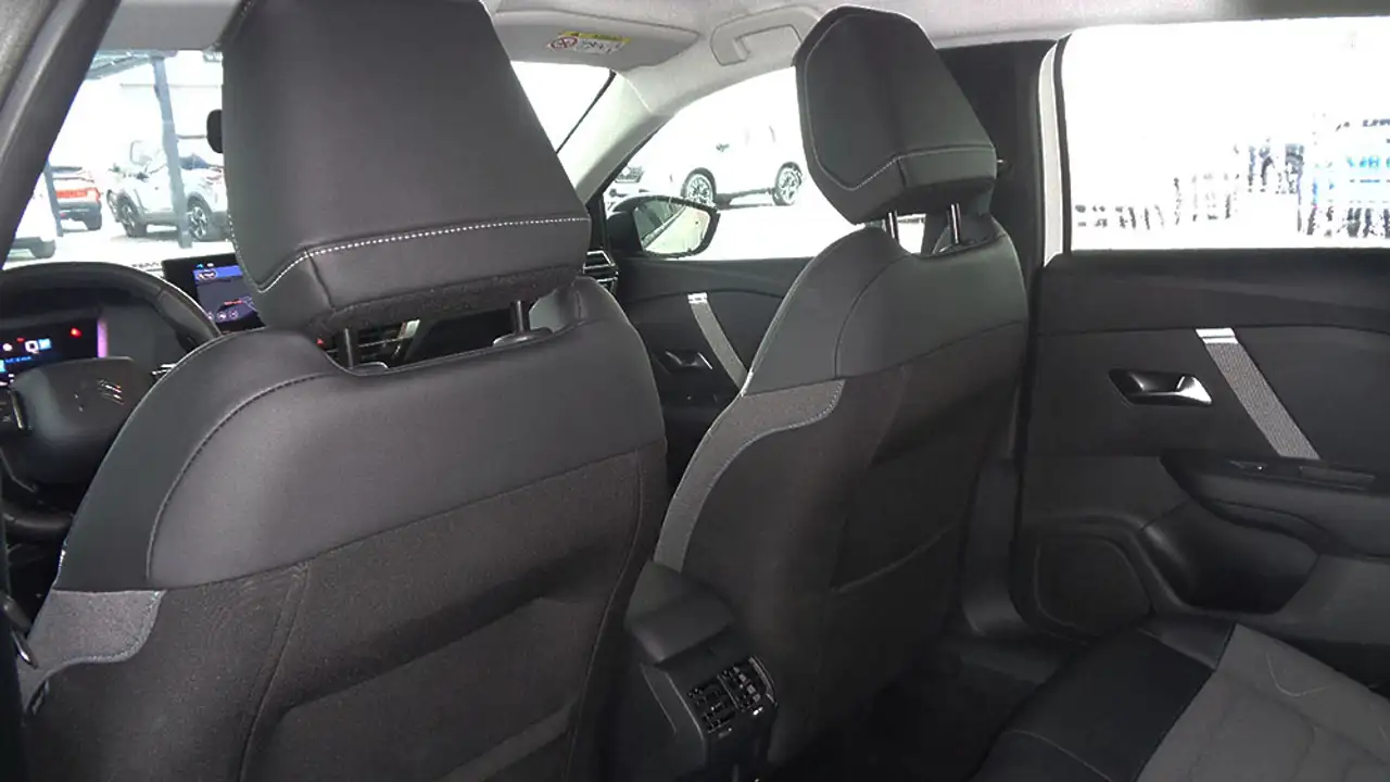 Citroen C4 PURETECH PLUS — معرض صور السيارة 9