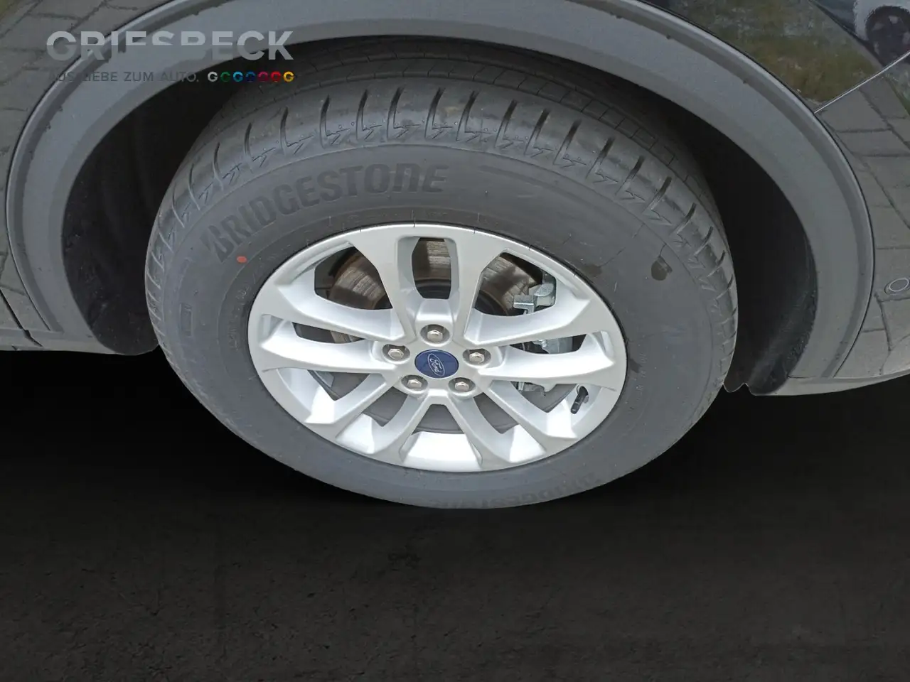 Ford Kuga Titanium FHEV +ACC+BLIS — معرض صور السيارة 7