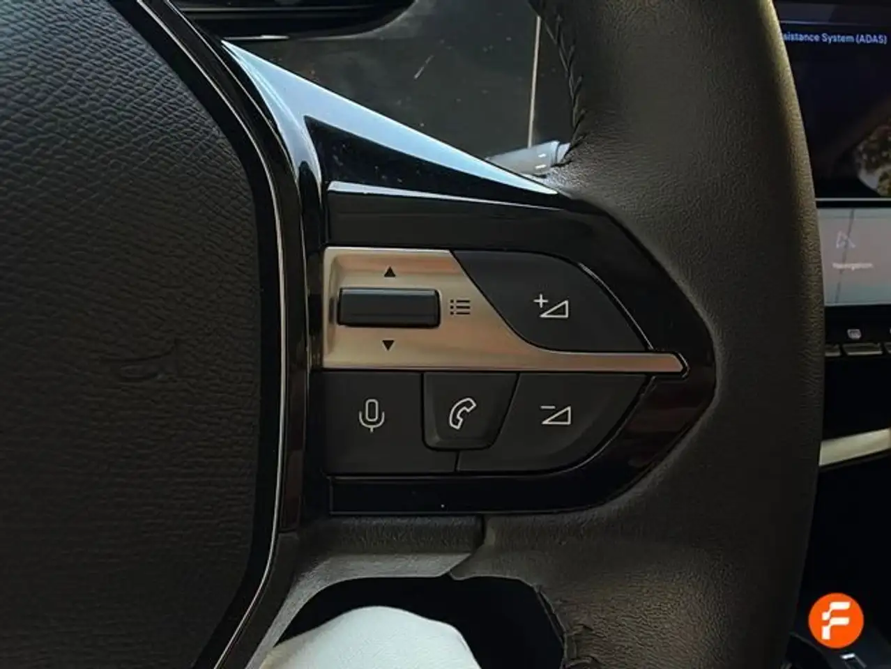 Peugeot 308 1.2 PureTech S&S Allure 130 — Galerie du véhicule 21