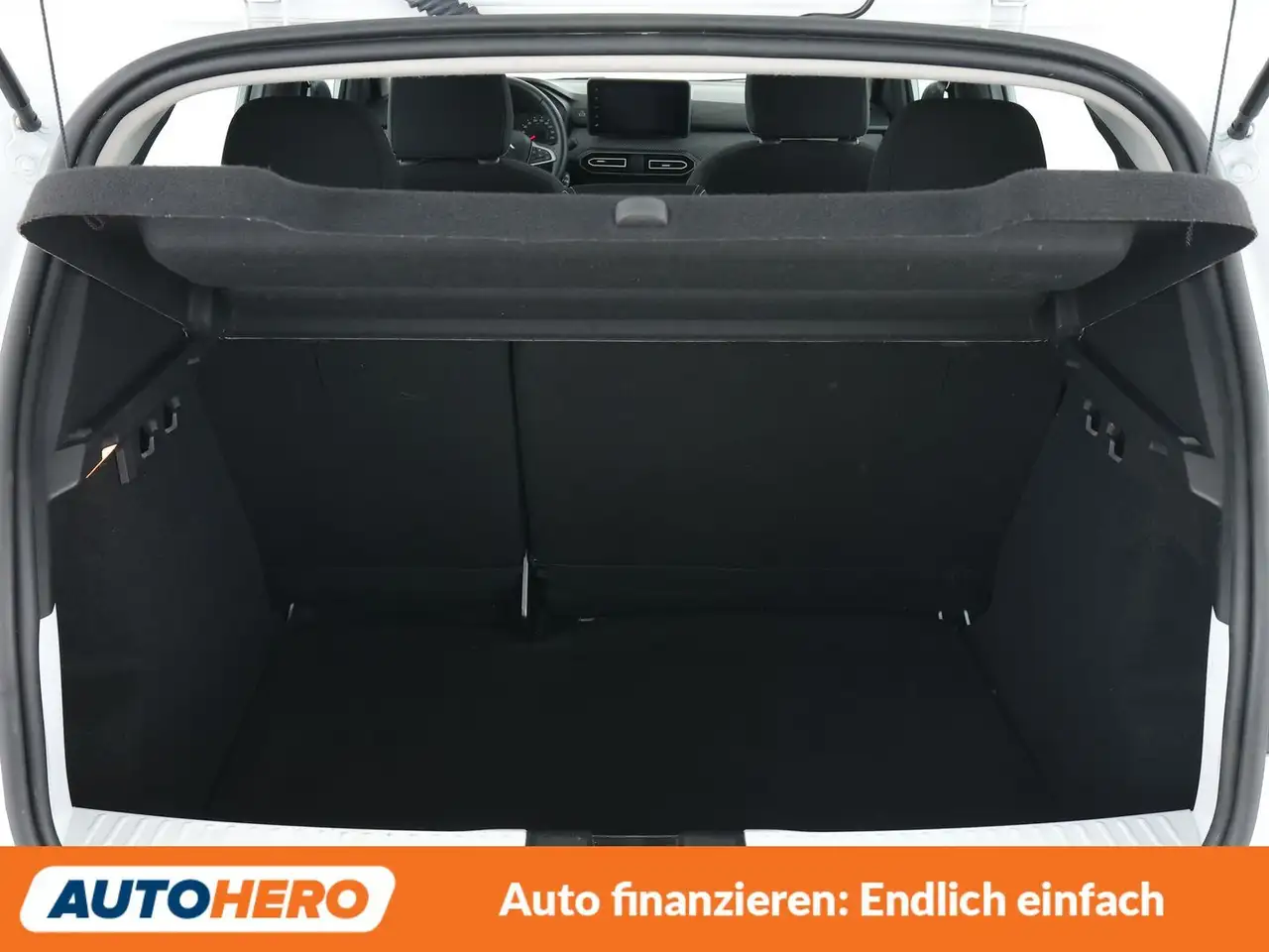 Dacia Sandero 1.0 TCe Expression*TEMPOMAT*PDC*AHK*BT* — Vehicle gallery 18