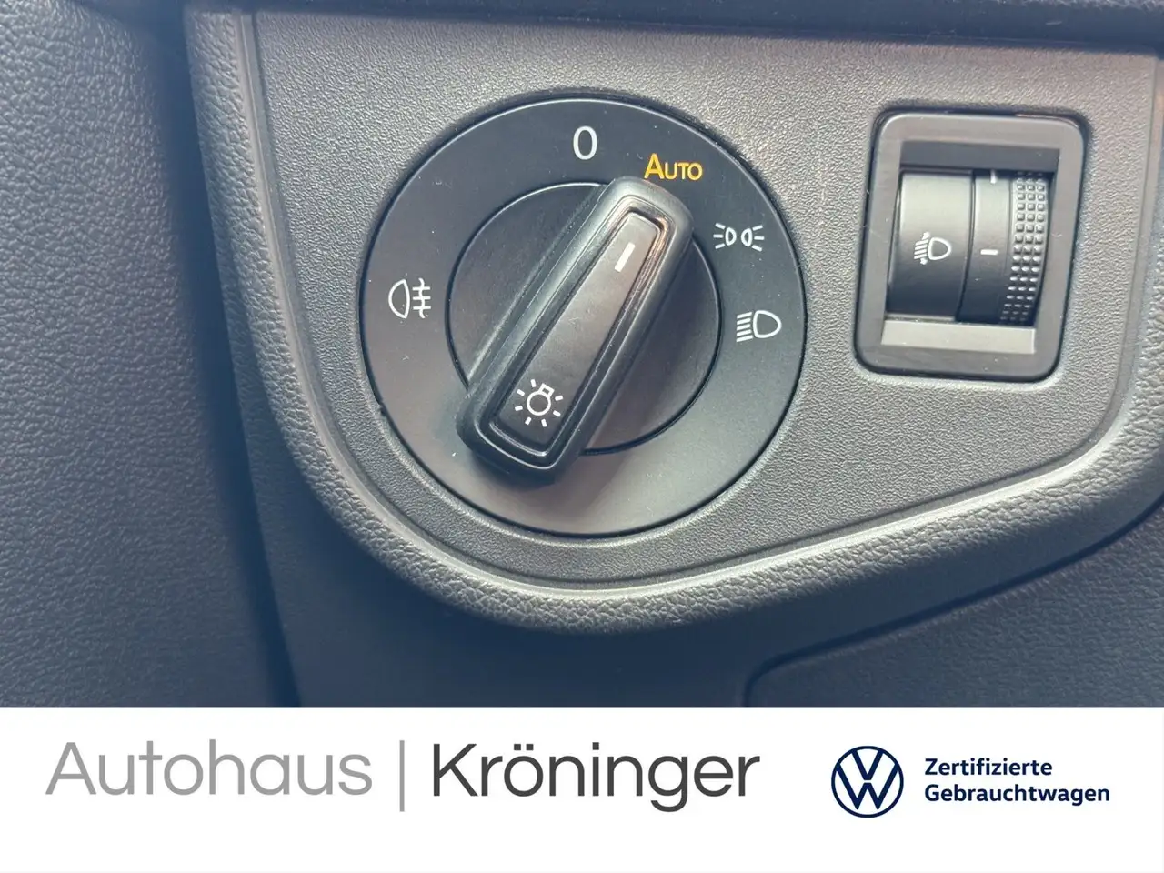 Volkswagen Taigo 1.0 TSI Life LED Klima EPH SHZ AppConnect — Galería del vehículo 19