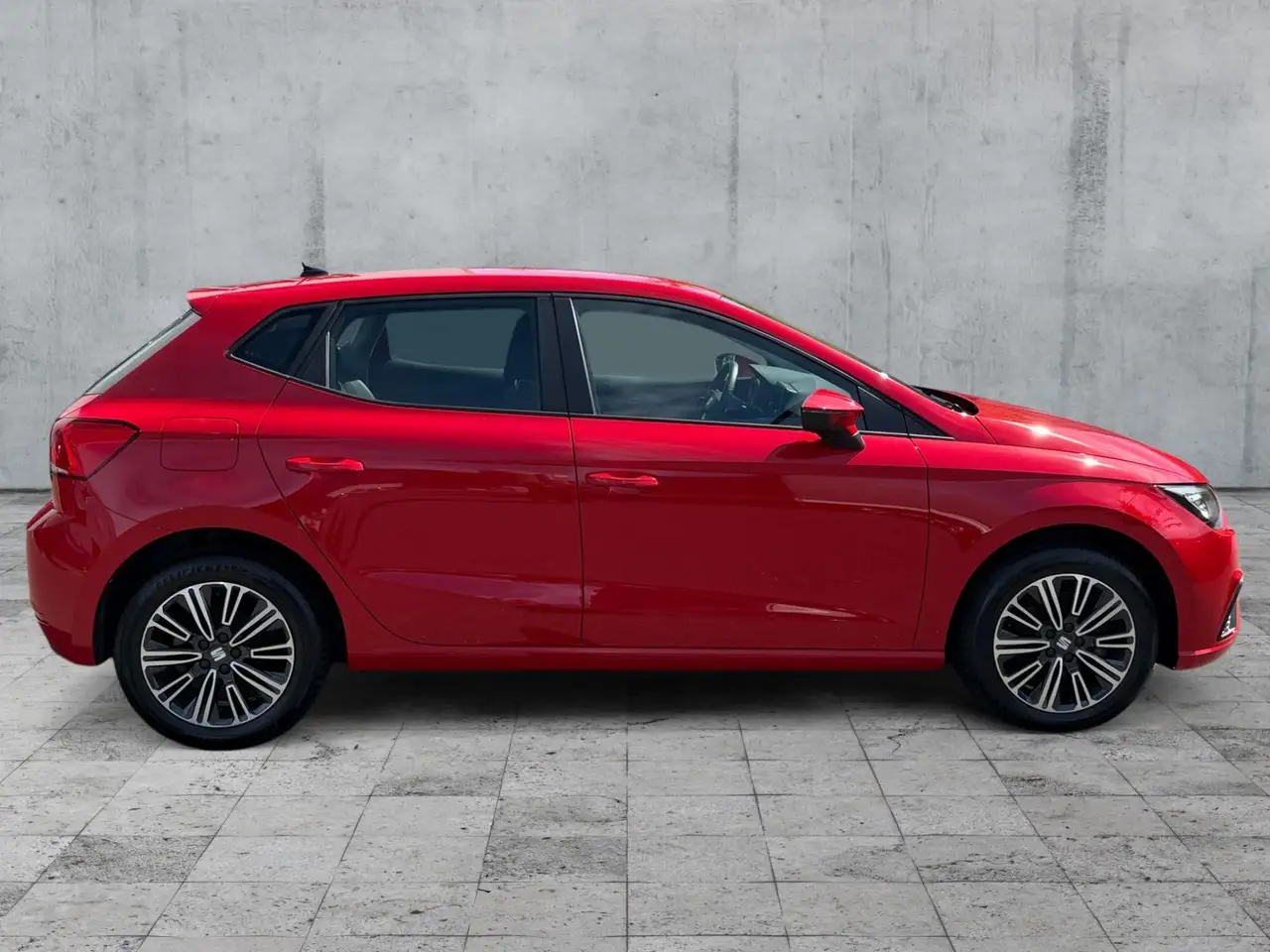 SEAT Ibiza 1.0 TSI STYLE EDITION LED+APP+GRA+PDC+VC — Galería del vehículo 7