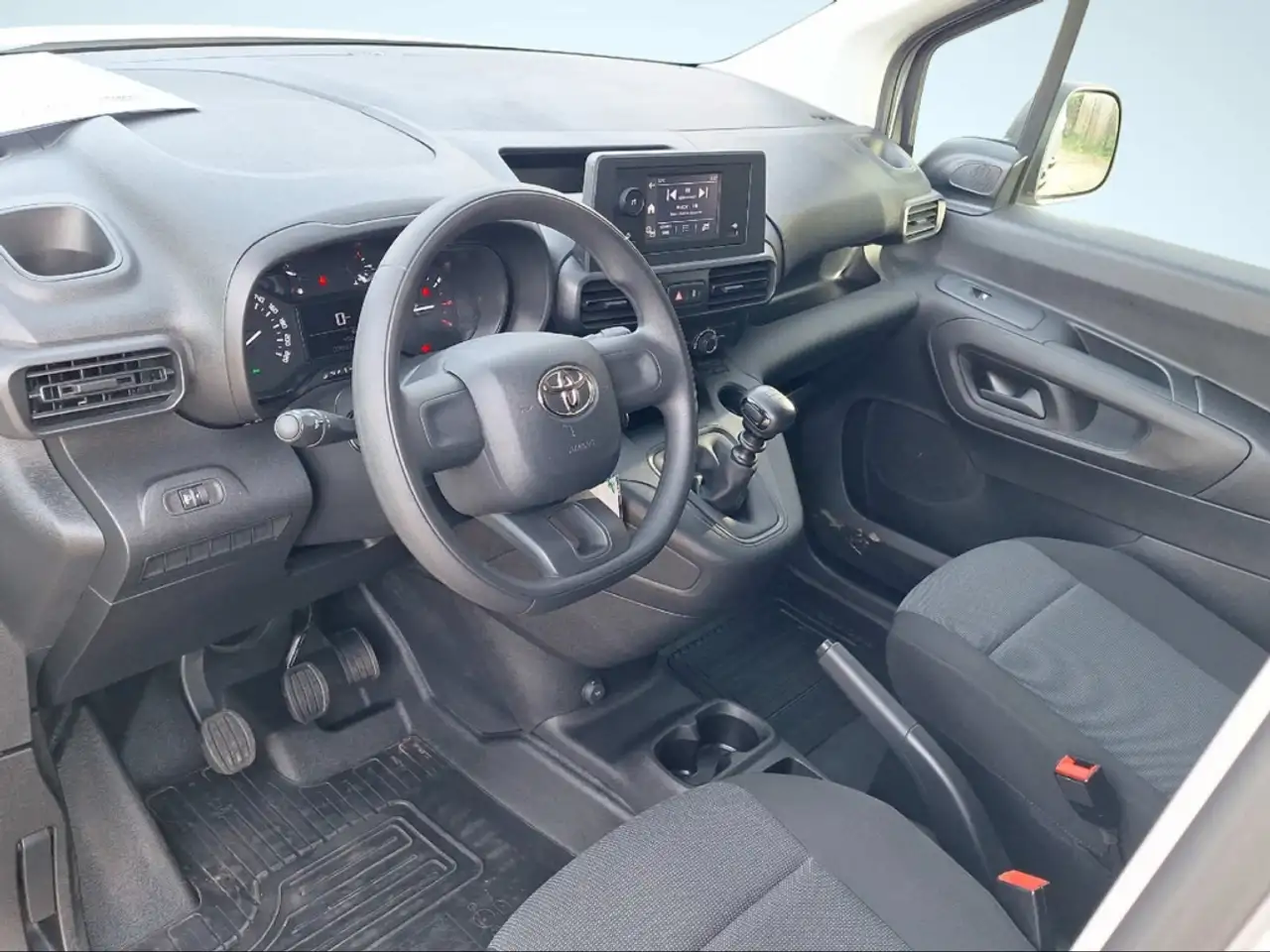 Toyota Proace City L1 Duty 1.2 EU6d ZV KLIMA DAB BT — Galerie du véhicule 7