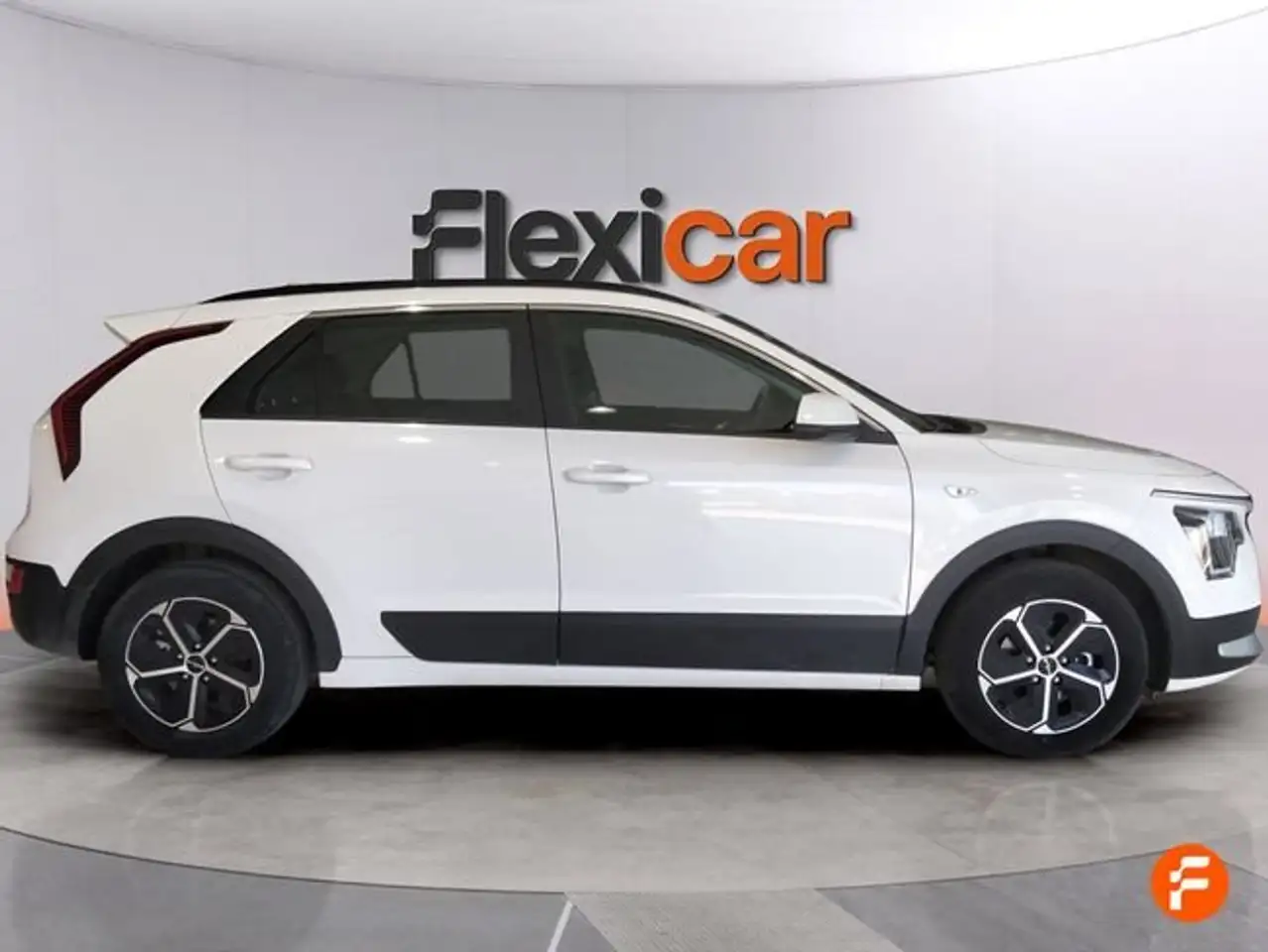 Kia Niro 1.6 HEV Concept — معرض صور السيارة 2