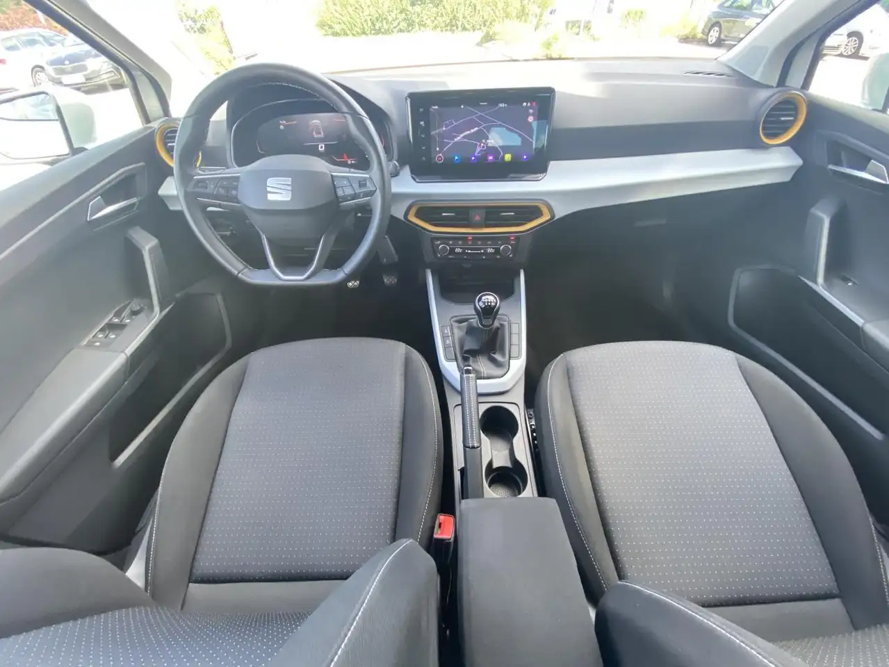 SEAT Arona 1.0 TSI Style FULL-LINK+VIRTUAL-COCKPIT+NA — معرض صور السيارة 13
