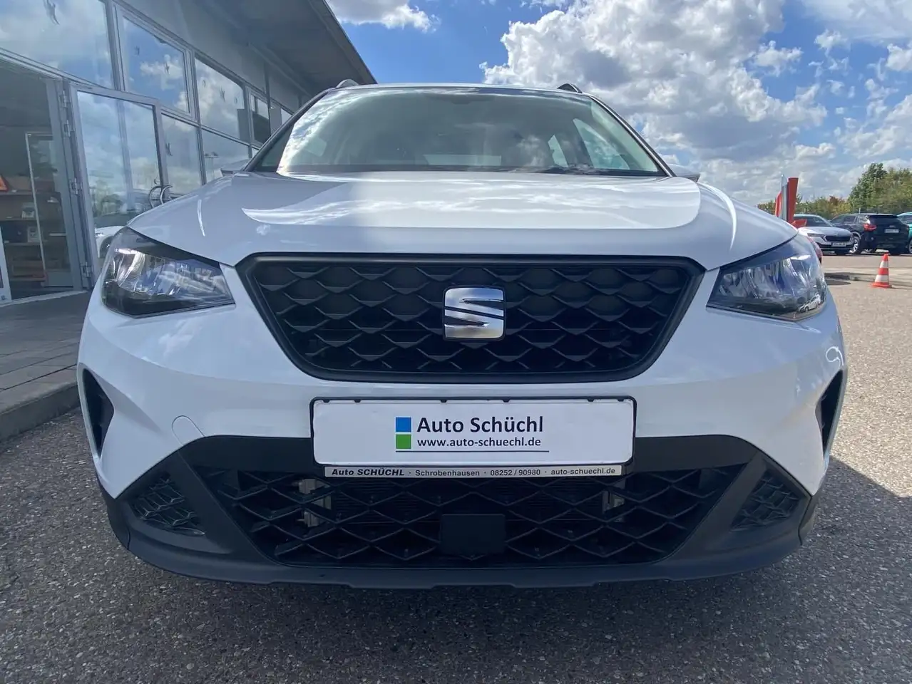 SEAT Arona 1.0 TSI Style FULL-LINK+VIRTUAL-COCKPIT+NA — معرض صور السيارة 8