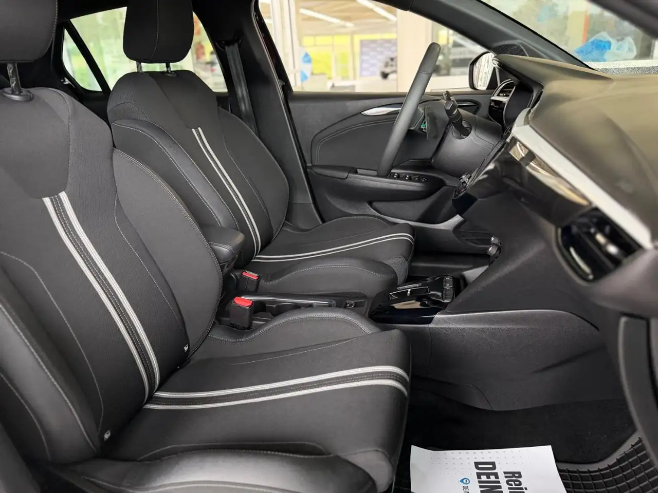 Opel Corsa GS LED Navi PDC SHZ SpurW Facelift Kam. LM — معرض صور السيارة 20