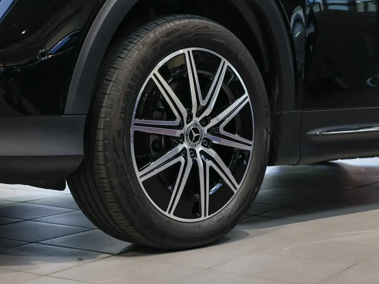 Mercedes-Benz EQB 300 4M Progressive Advanced Totwinkel AHK — Galerie du véhicule 8