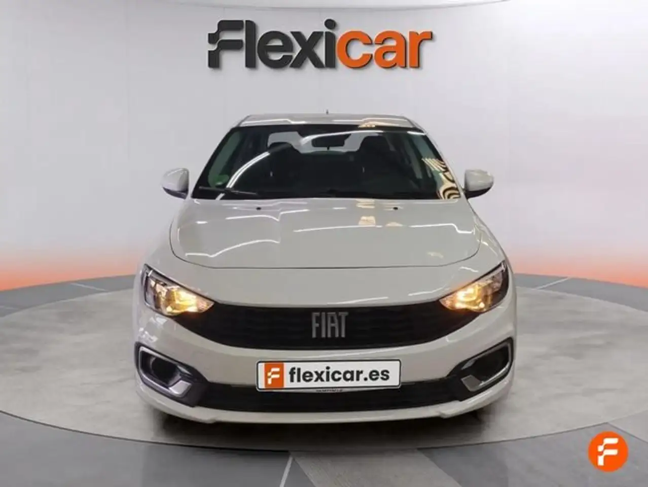 Fiat Tipo Sedán Diésel 1.6 96kW (130CV) manual 6v — Vehicle gallery 2