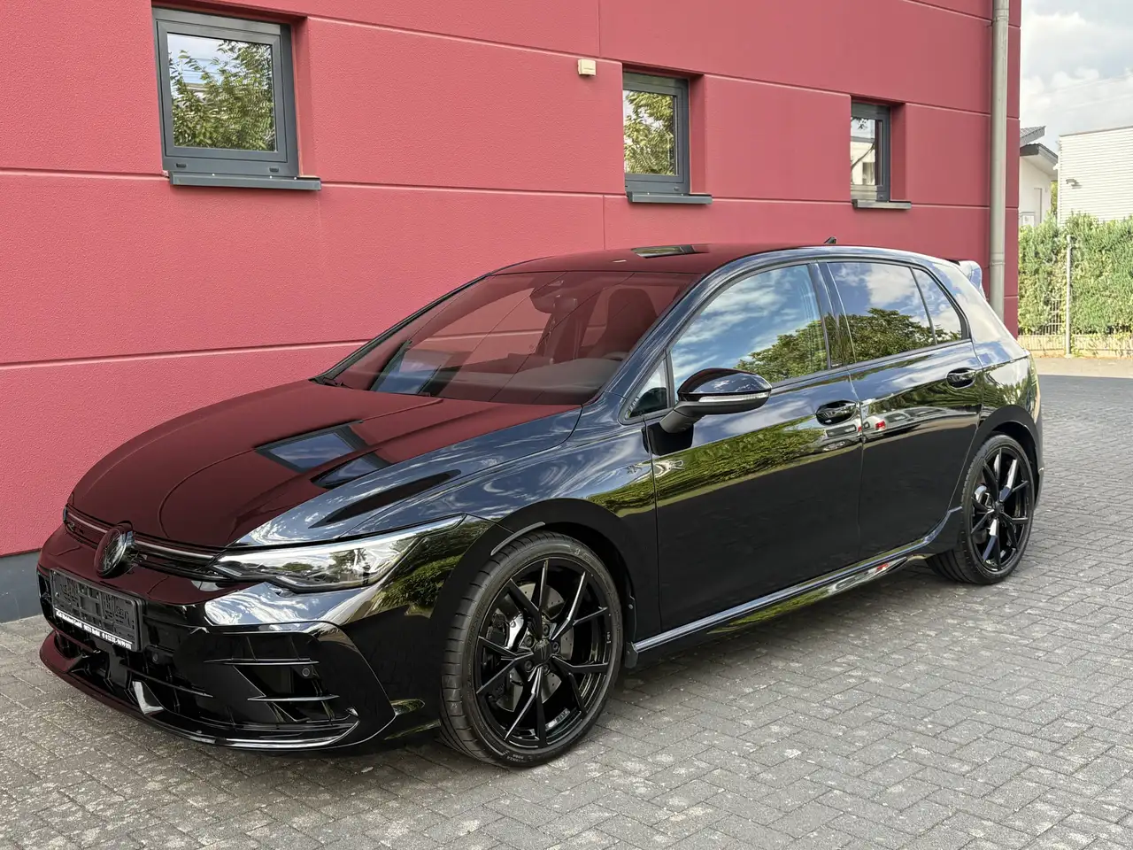Volkswagen Golf R 2.0 TSI OPF 4MOTION DSG SONDERMODELL BLACK EDITION 333PS LEDERPAKET CARBON 1-HAND TOP* — Brühl