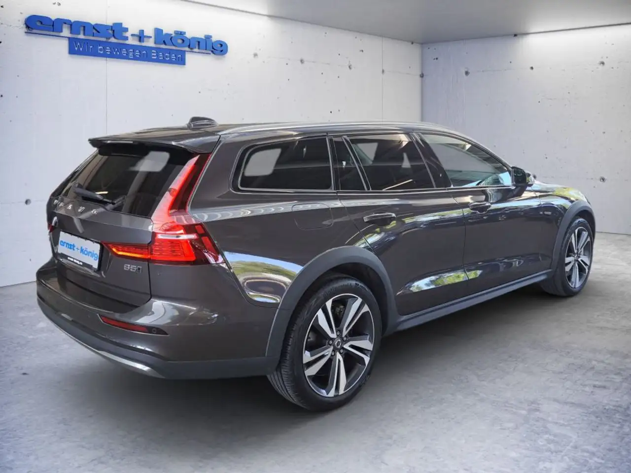 Volvo V60 Cross Country B5 B AWD Ultimate 360GradKamera+Soundsystem — Galerie du véhicule 3
