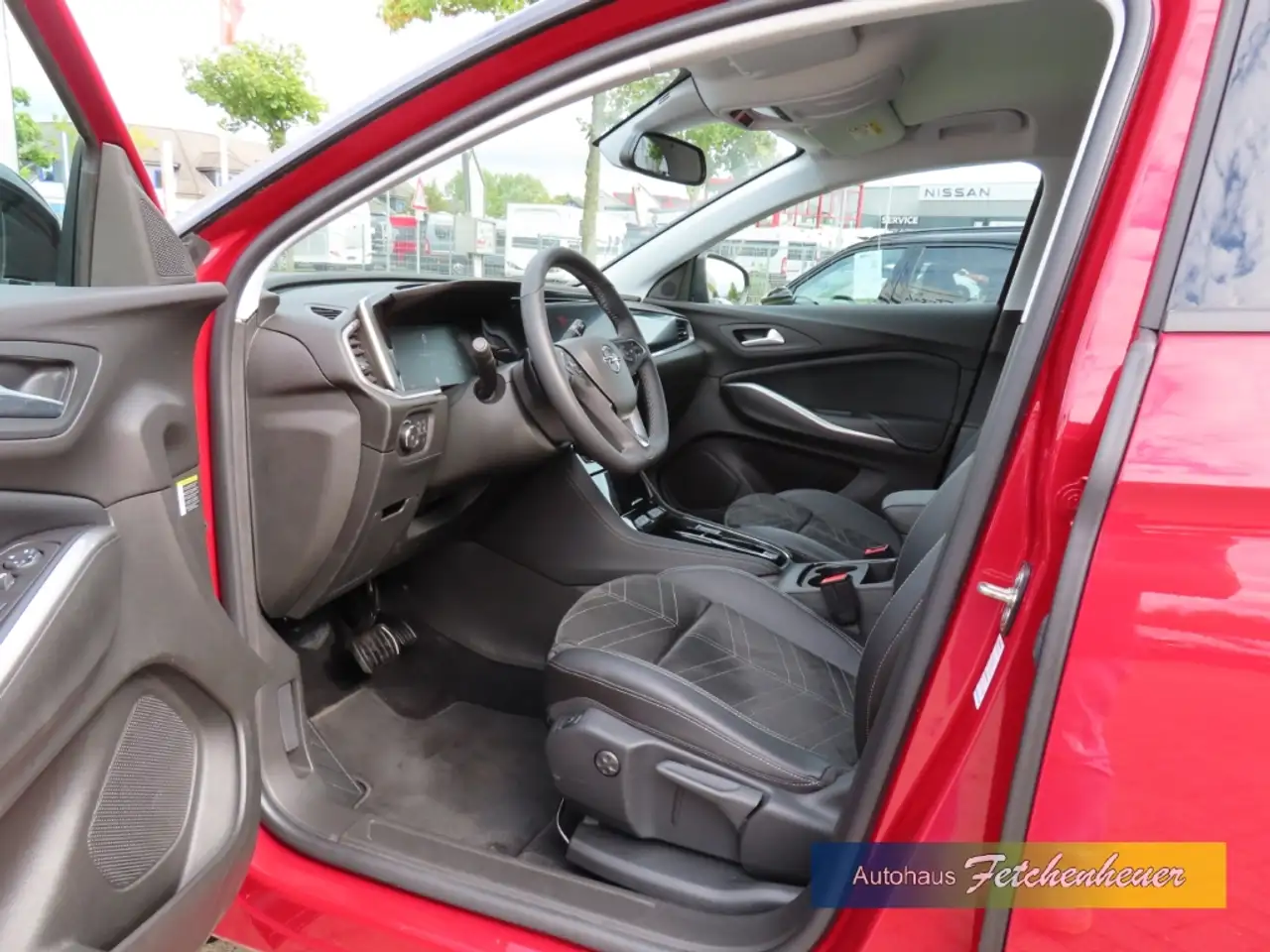 Opel Grandland GS Line Aut. NAVI+LED+360°+SHZ+AGR+GJR — Galería del vehículo 6