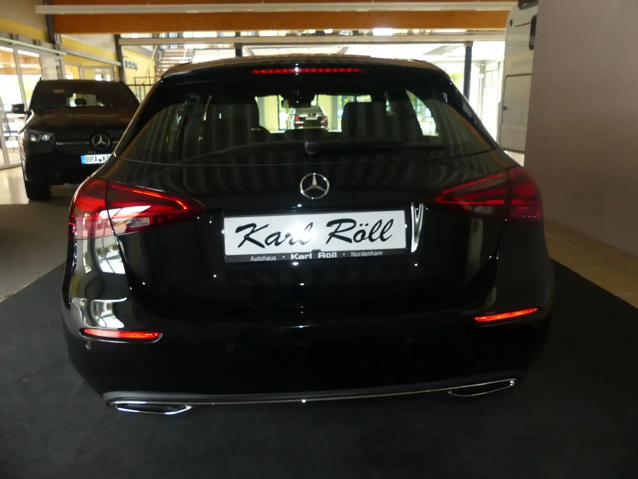 Mercedes-Benz A 180 PROGRESSIVE LINE ADVANCED, HOLZ LINDE, RFK, LED. — Galerie du véhicule 12