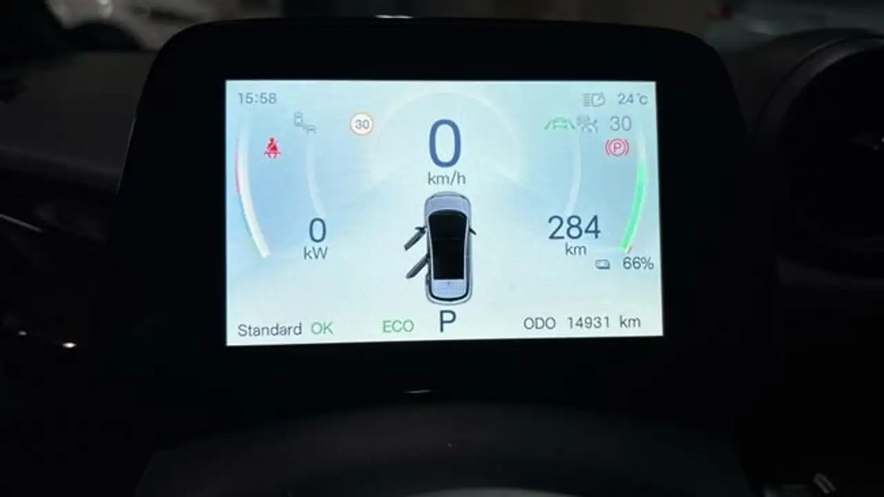 BYD Dolphin BEV 60KWH DESIGN 204 5P — Galerie du véhicule 15