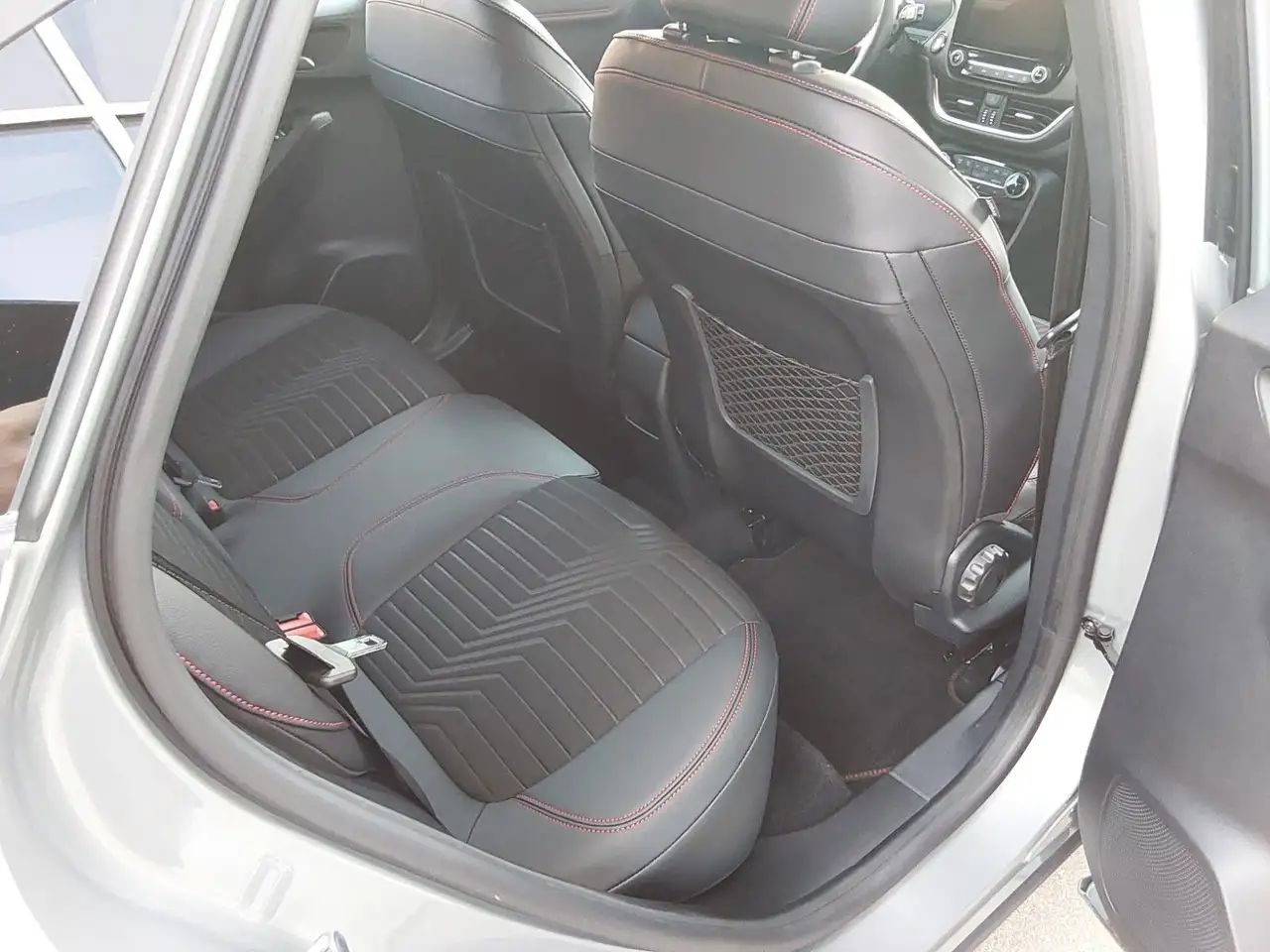 Ford Puma Hybrid ST-Line X *AUTOMATIK* — Galería del vehículo 11