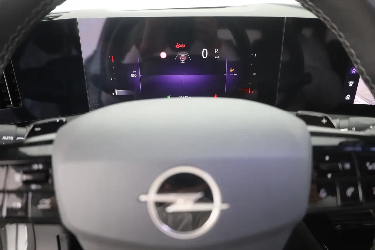 Opel Astra L 1.2 GS Line LED Navi ACC 360° DAB USB — Vehicle gallery 18