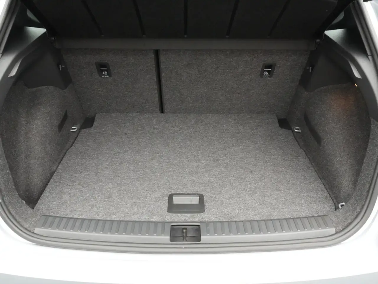 SEAT Arona FR NAVI KAM PDC LED KLIMA FACELIFT — معرض صور السيارة 11