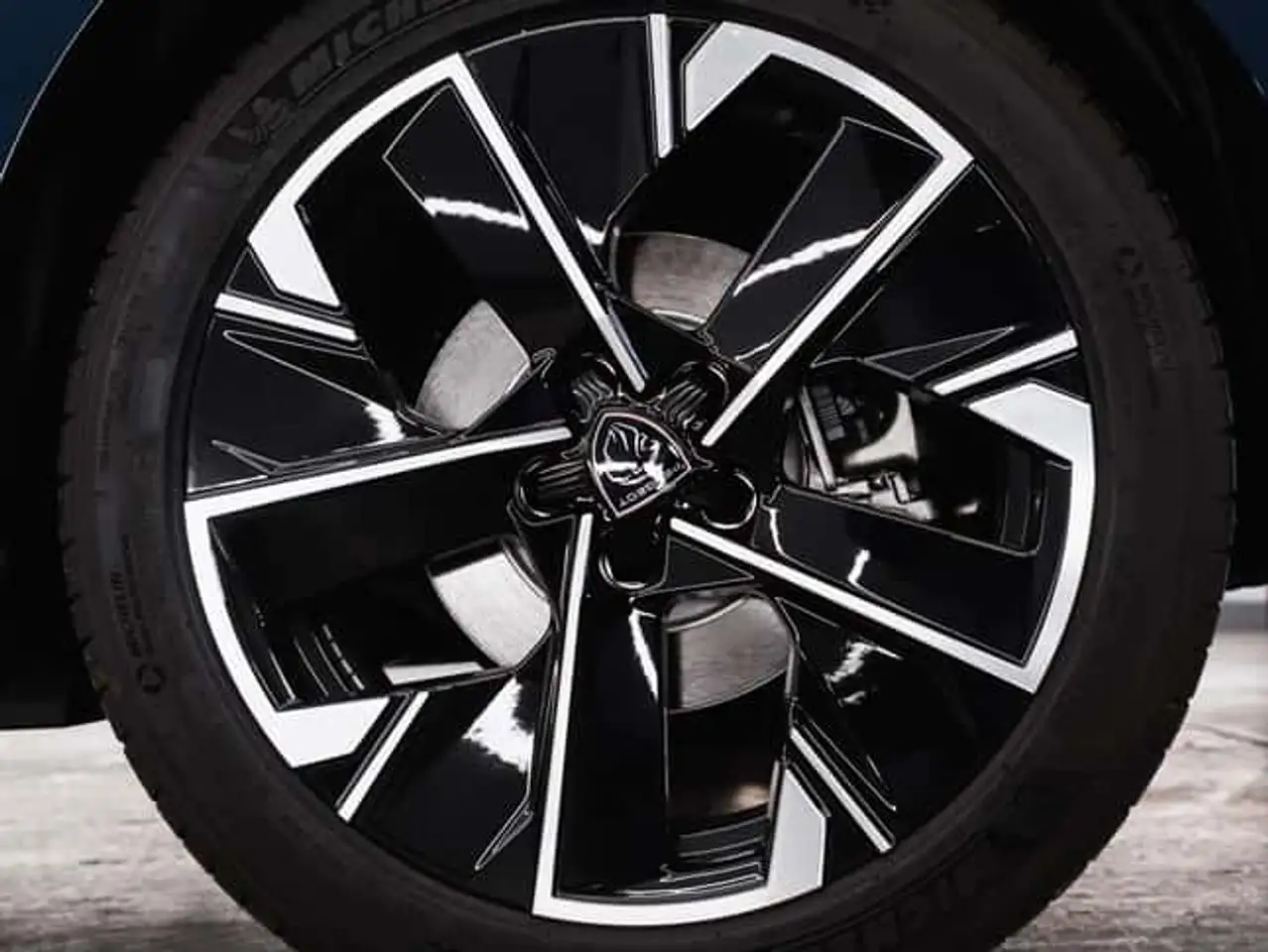 Peugeot 508 SW Plug-in Hybrid 180 Allure e-EAT8 — Galerie du véhicule 27